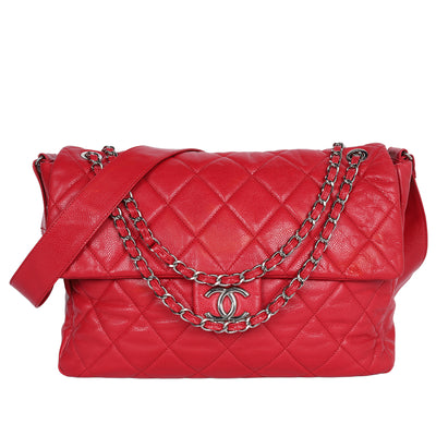 Quilted Caviar Leather XL Classic Flap Messenger Bag Red