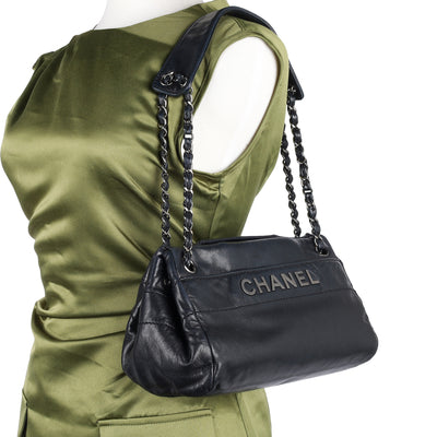 Lambskin Lax Accordion Hobo Black