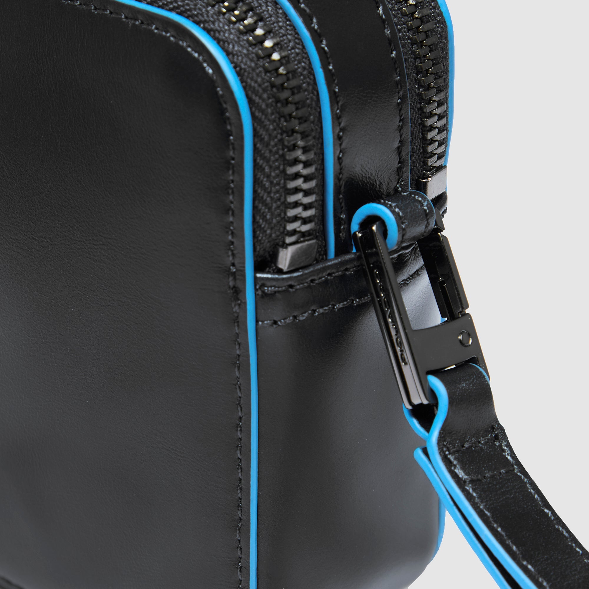 Pochette homme avec deux compartiments - 5