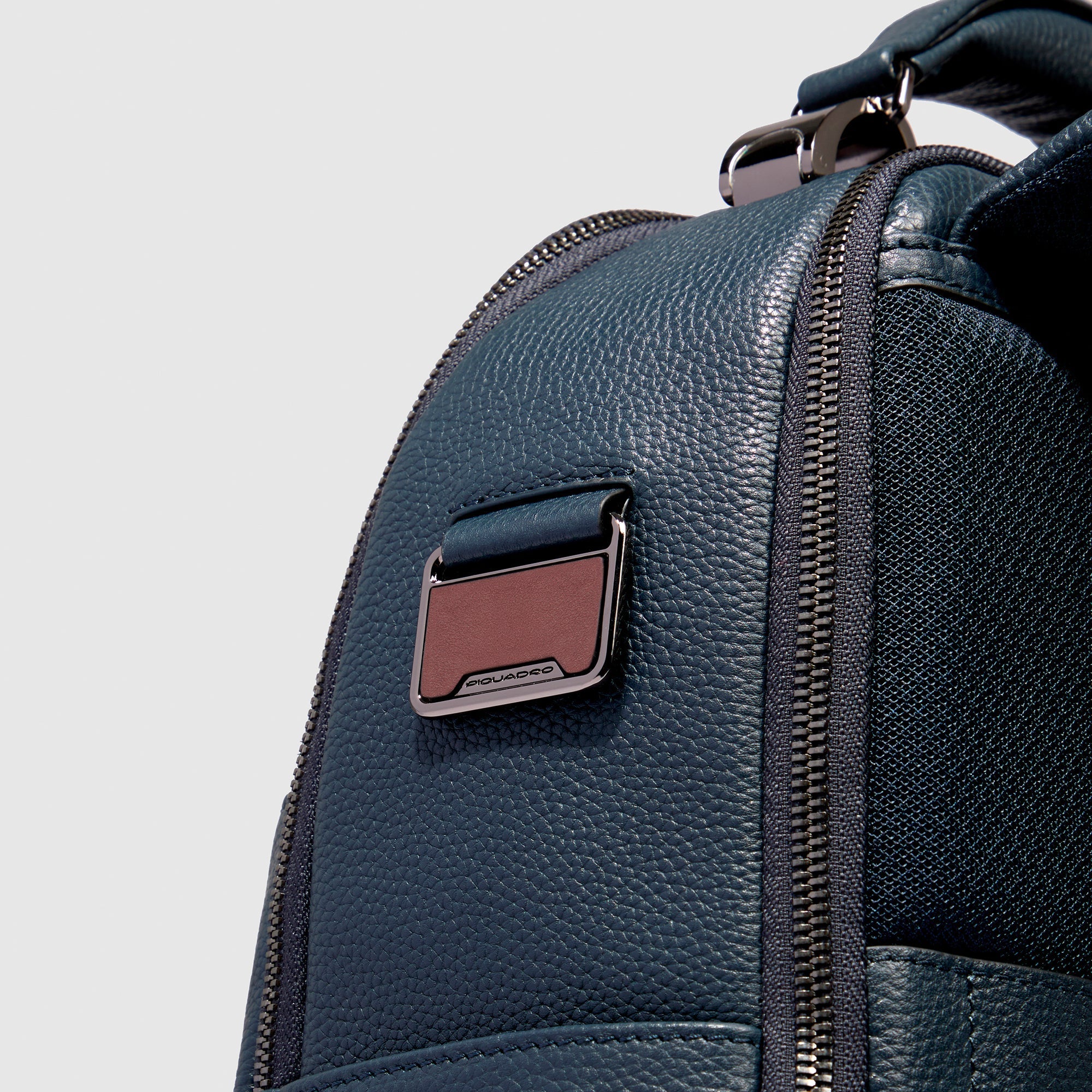 Monogramm-Platte aus Gunmetal - 8