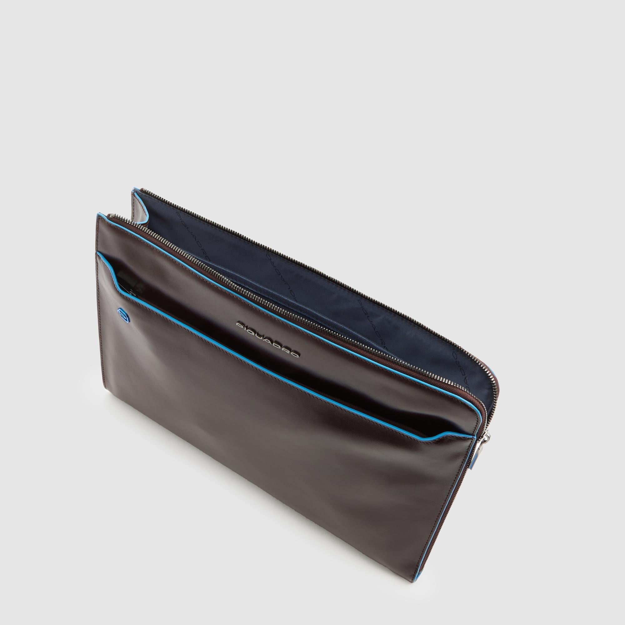Laptop sleeve 13,3" with stow-away handles - 4