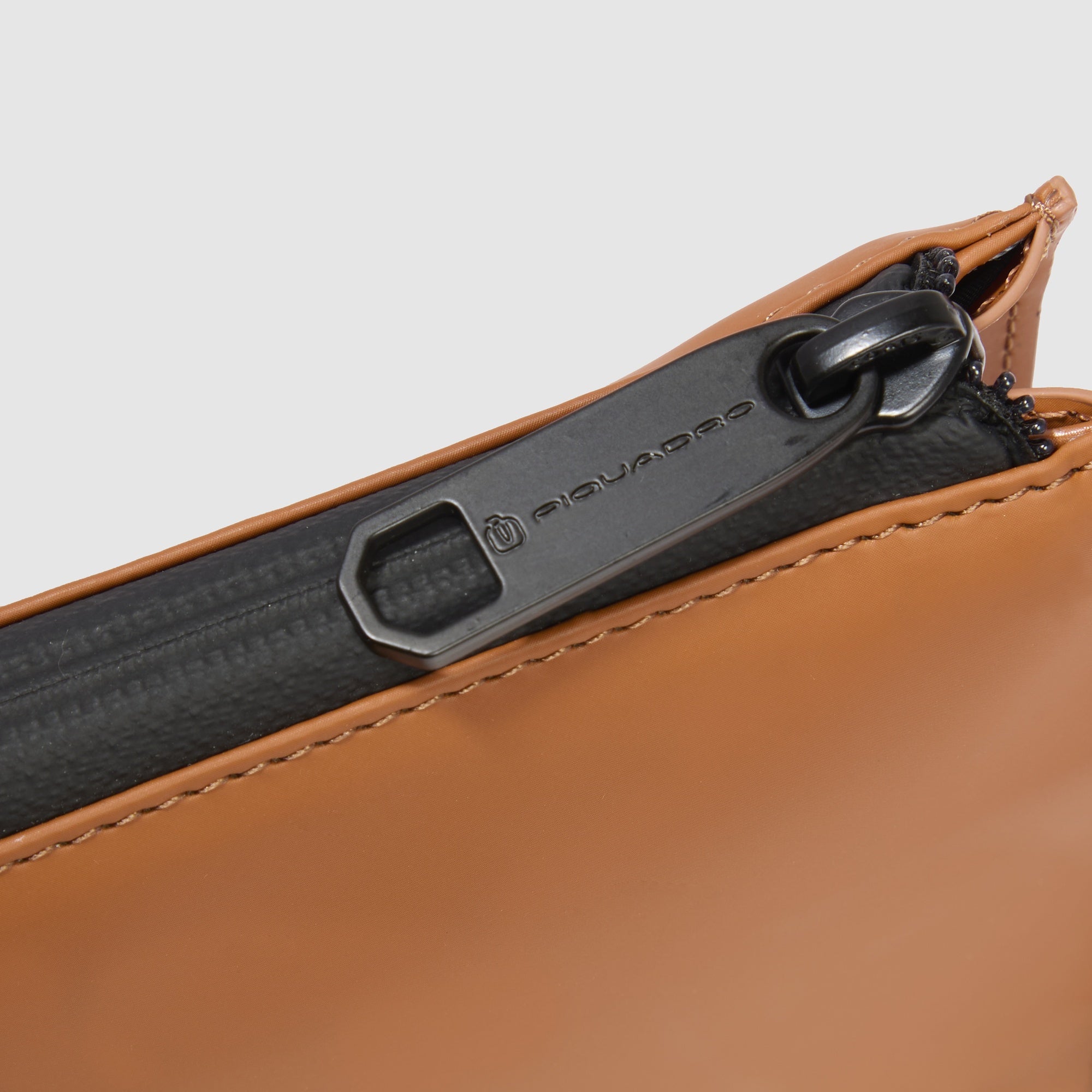 Water resistant clutch