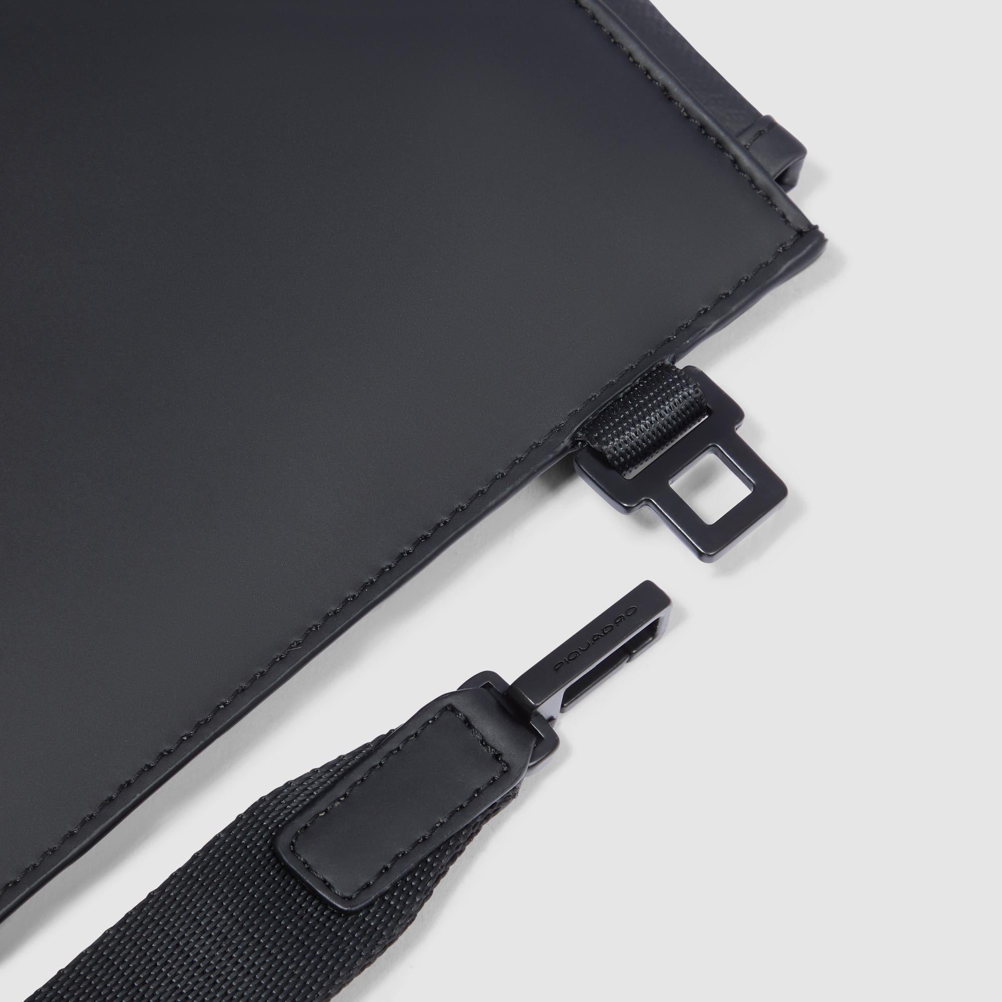 Water resistant clutch