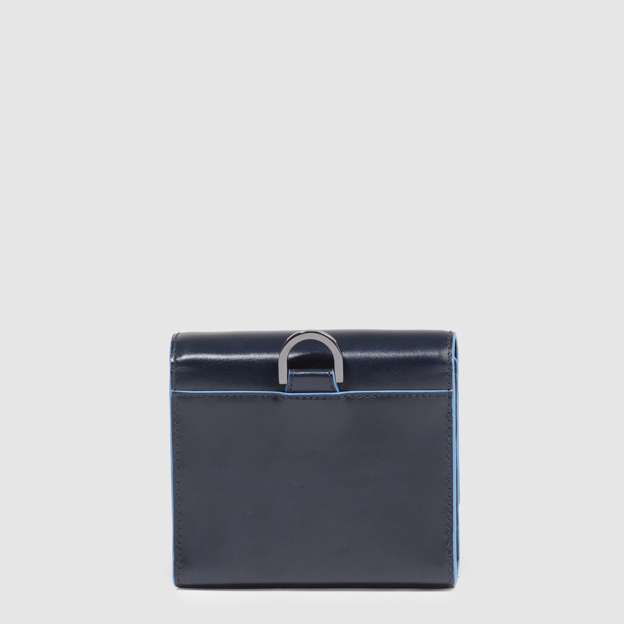 Case with foldable 15W 3-in-1 Charger