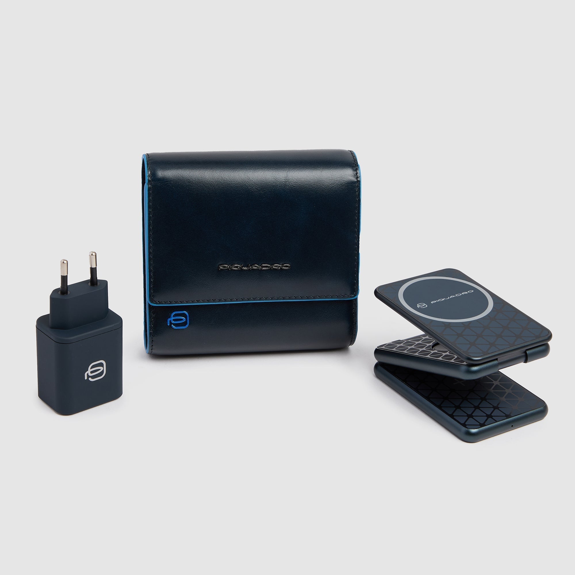 Case with foldable 15W 3-in-1 Charger - 6