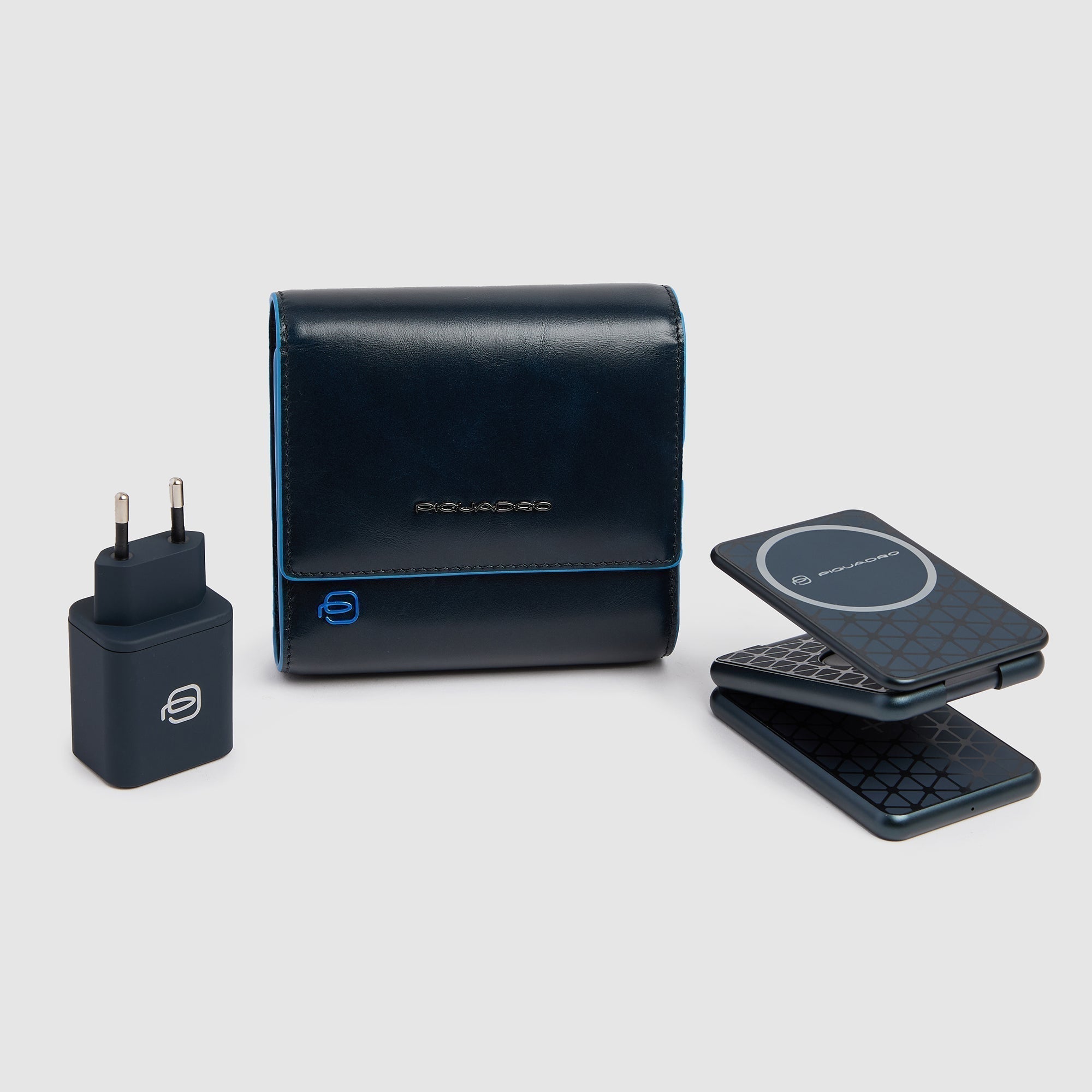 Case with foldable 15W 3-in-1 Charger - 6