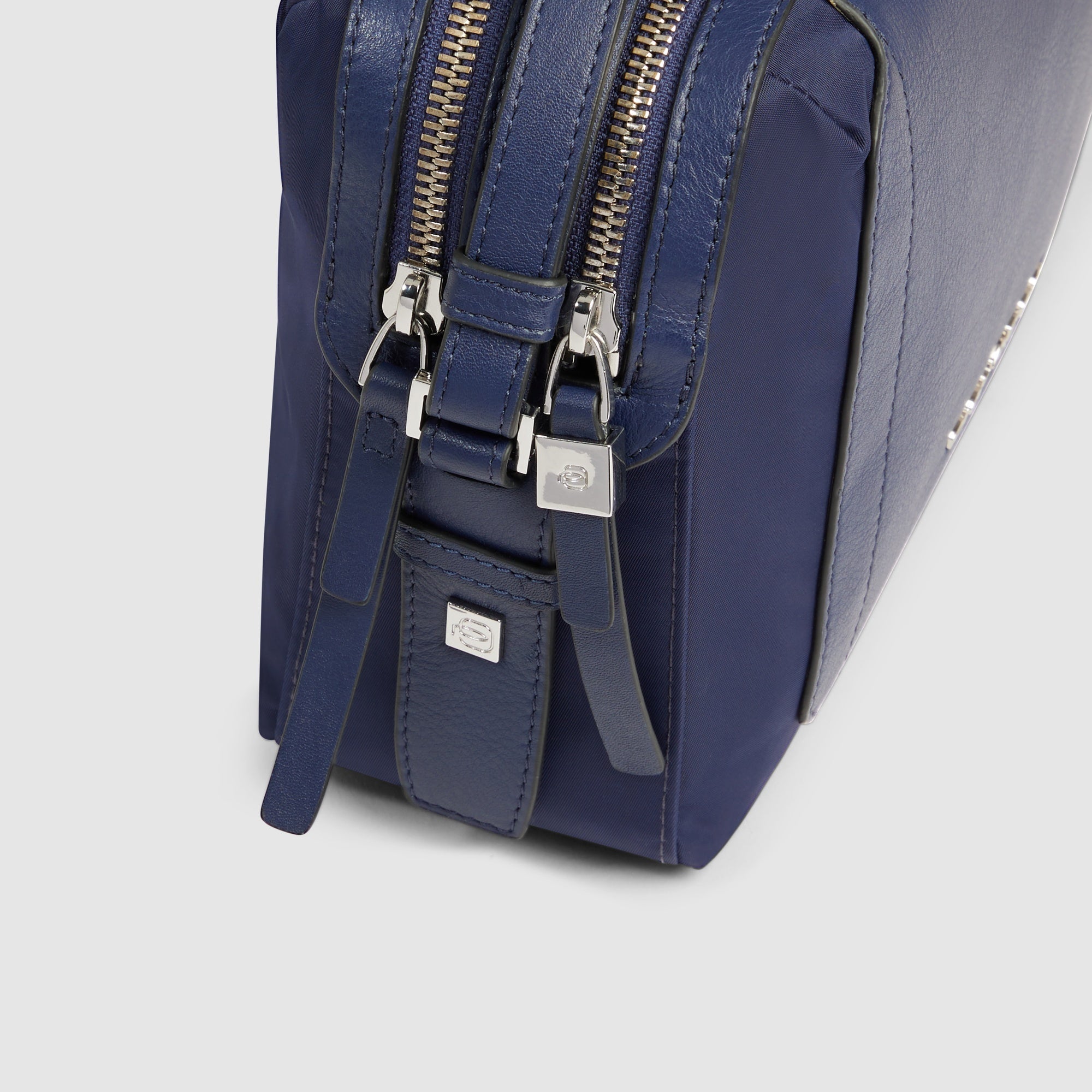 Crossbody bag women, camera case style