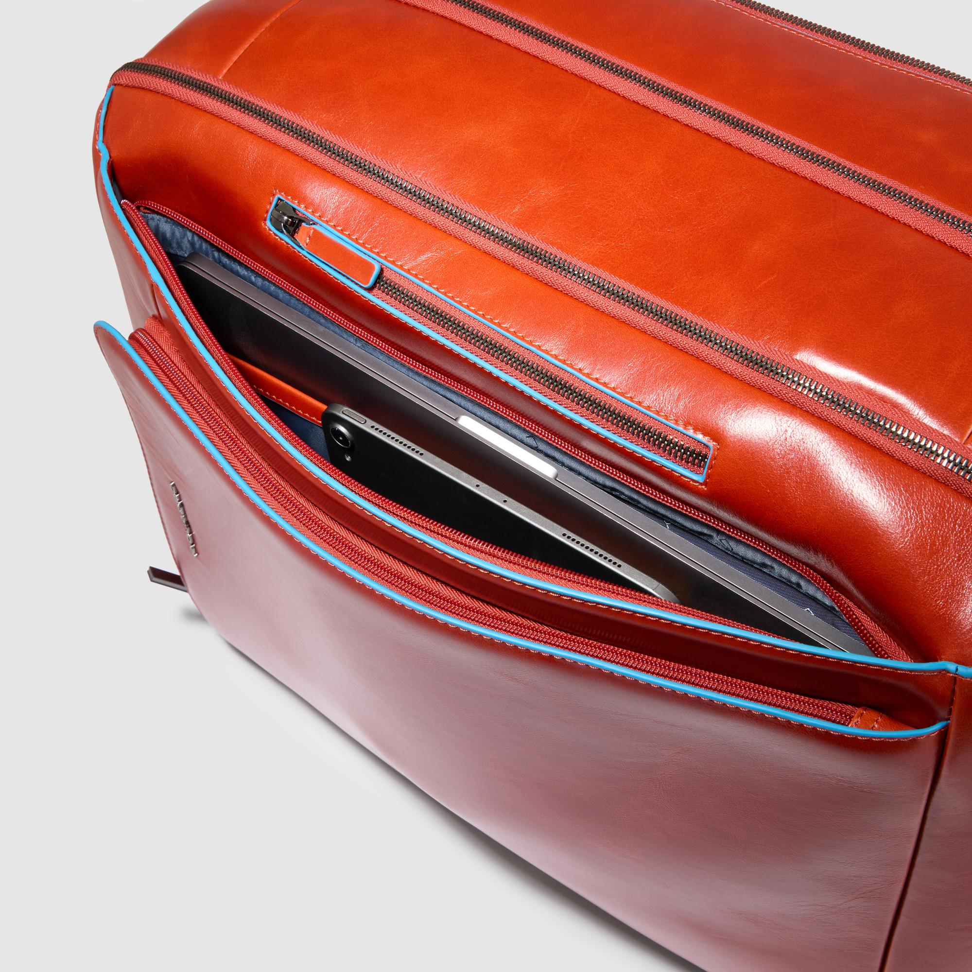 Cabin suitcase with garment sleeve - 8