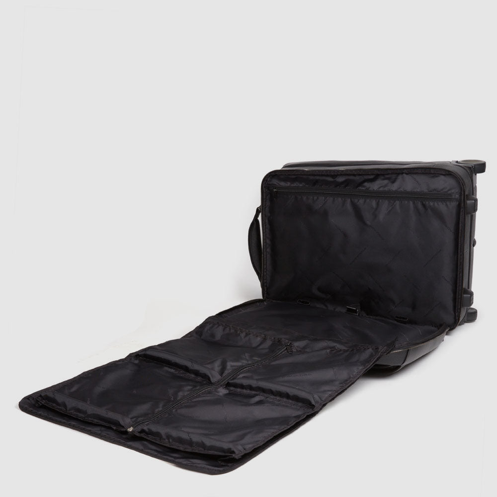 Cabin suitcase with garment sleeve - 5