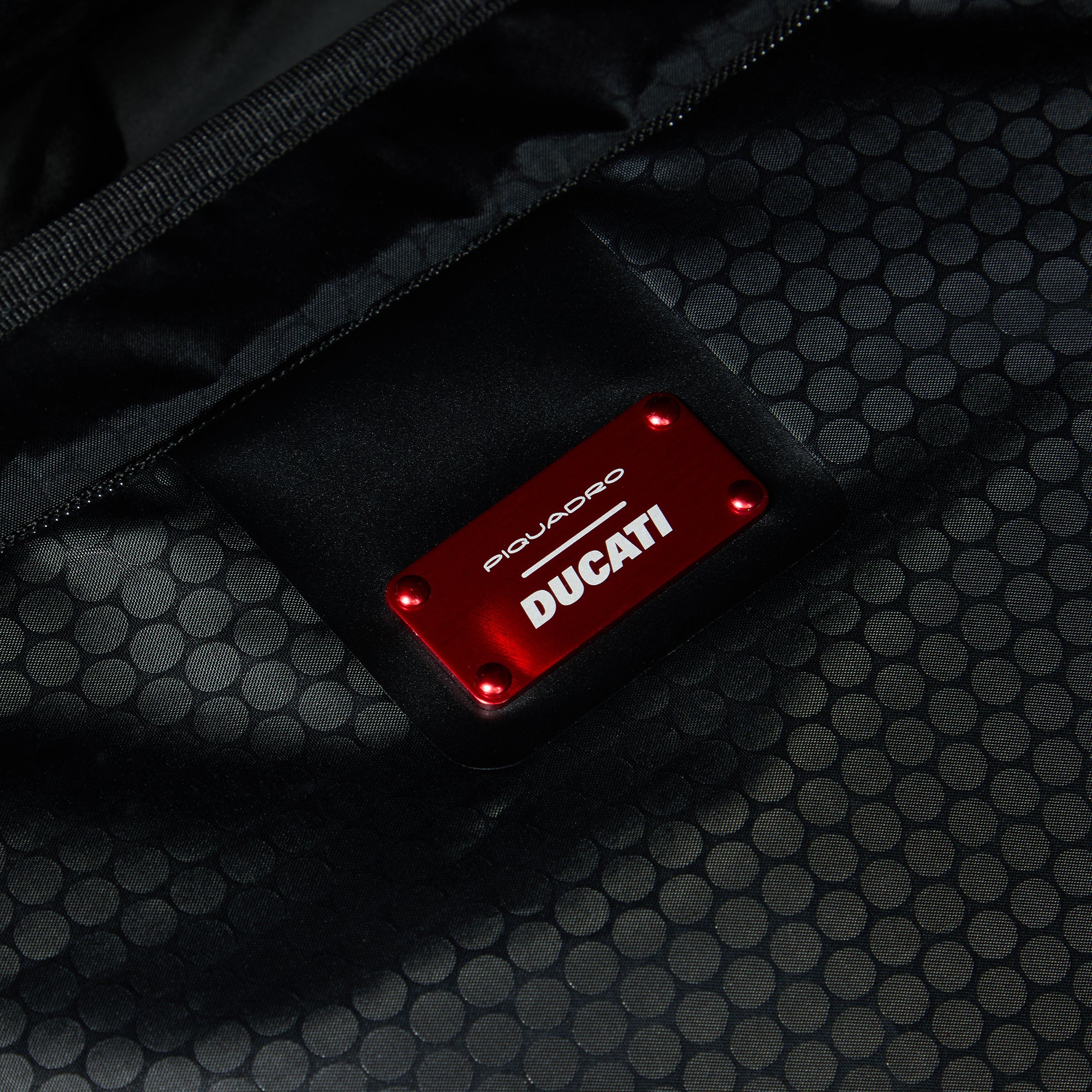 Handgepäck-Koffer "Piquadro x Ducati"   - 8