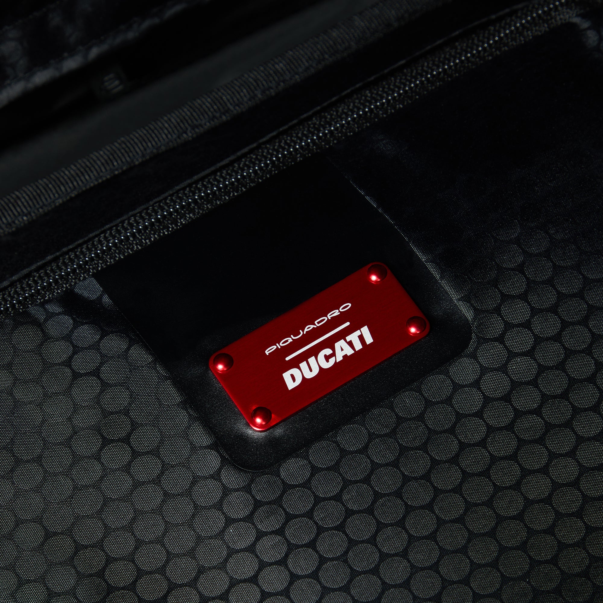 4 wheel cabin suitcase "Piquadro x Ducati" - 7
