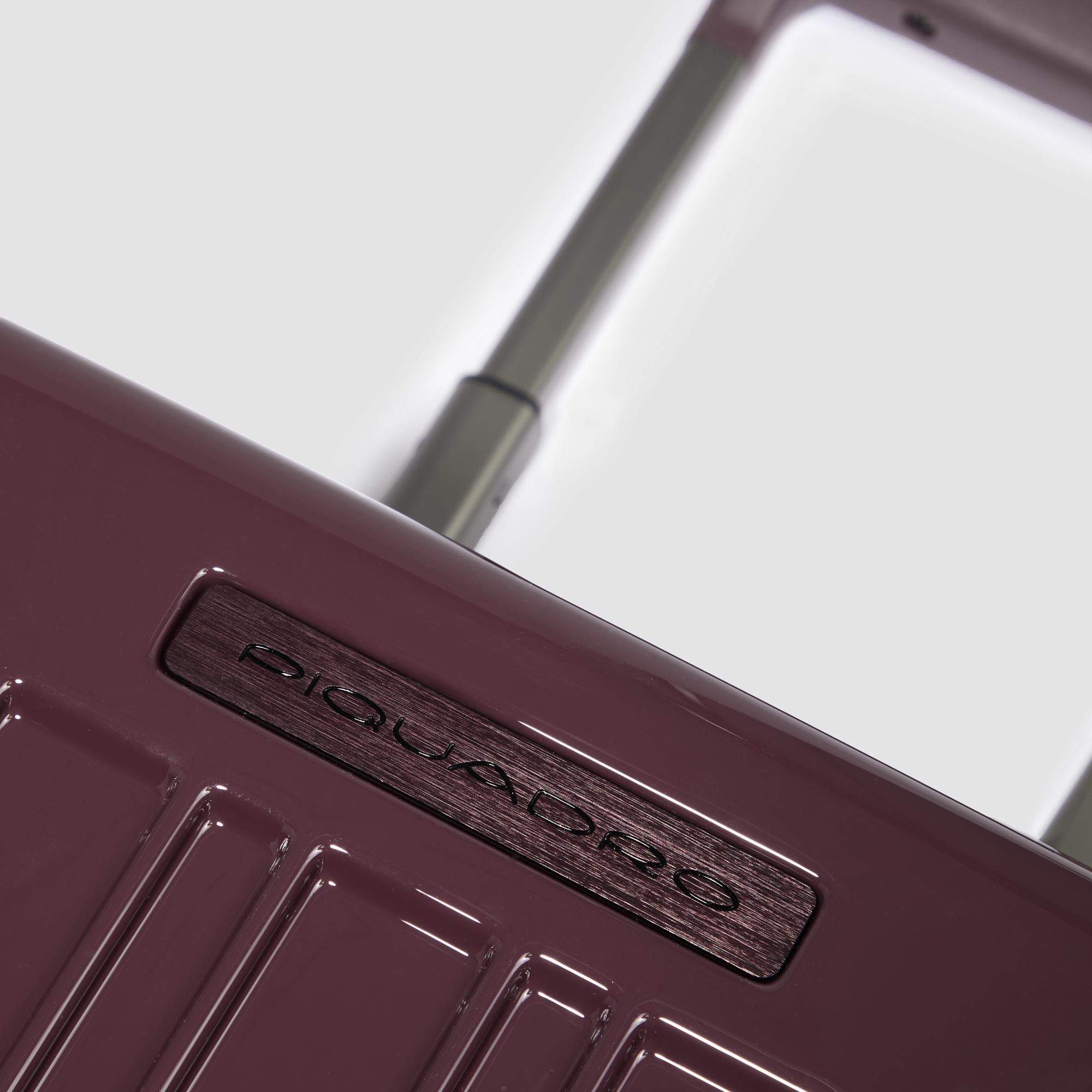 4 wheel cabin suitcase