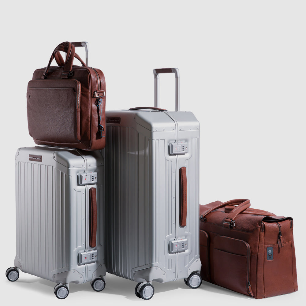 Medium size, 4 wheel suitcase