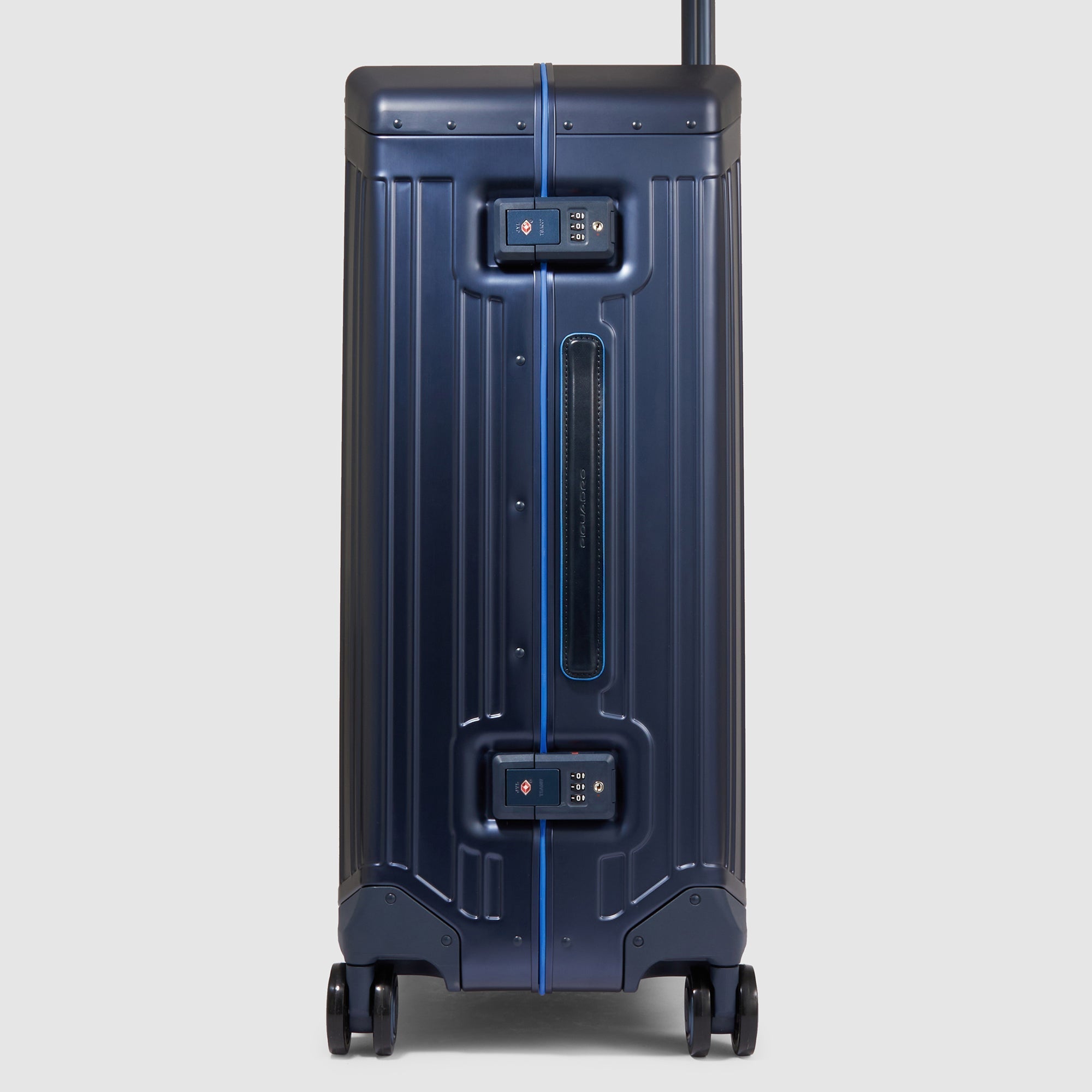 Medium size, 4 wheel suitcase - 4