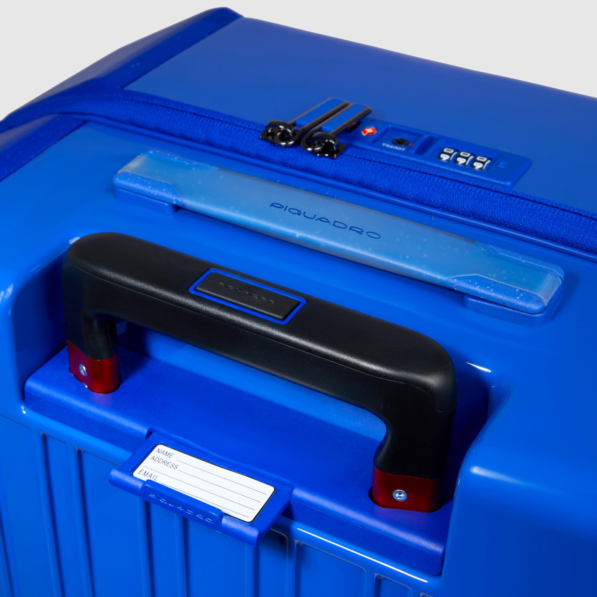 Medium size, expandable 4 wheel suitcase - 4