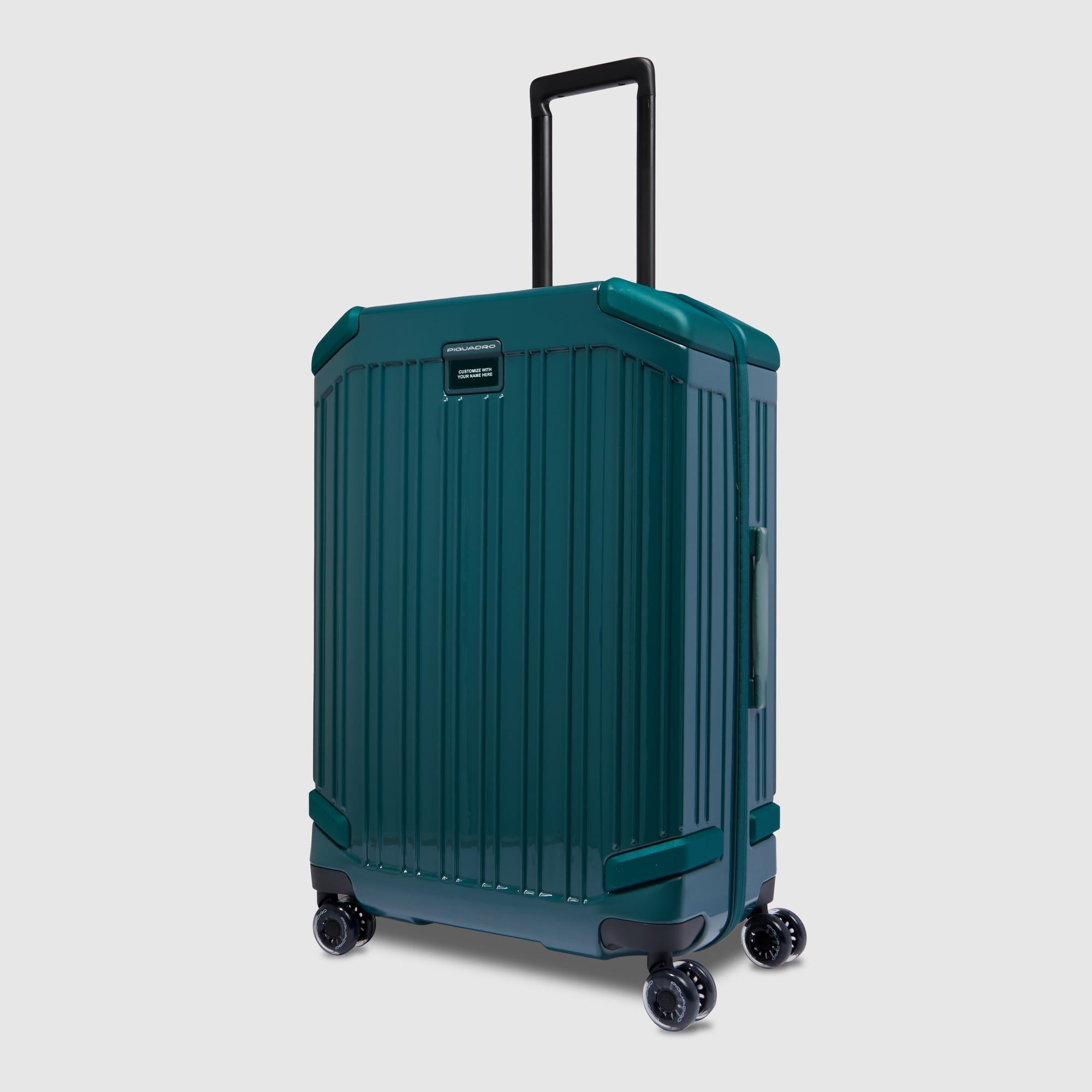 Medium size, expandable 4 wheel suitcase