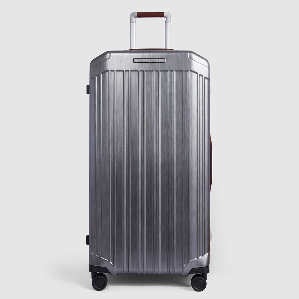 Hardside 4 wheel suitcase in trunk shape