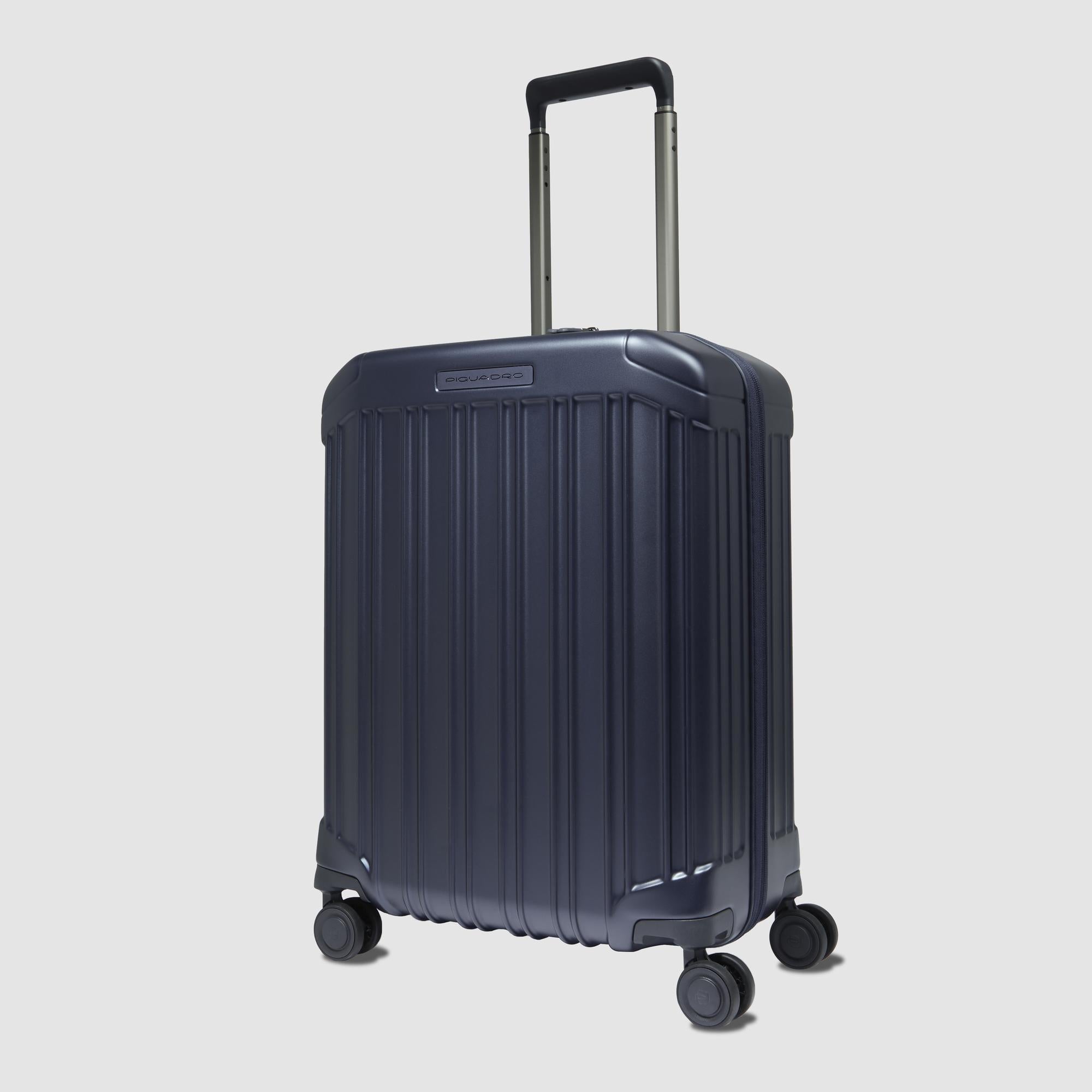 Expandable cabin suitcase with 4 wheels