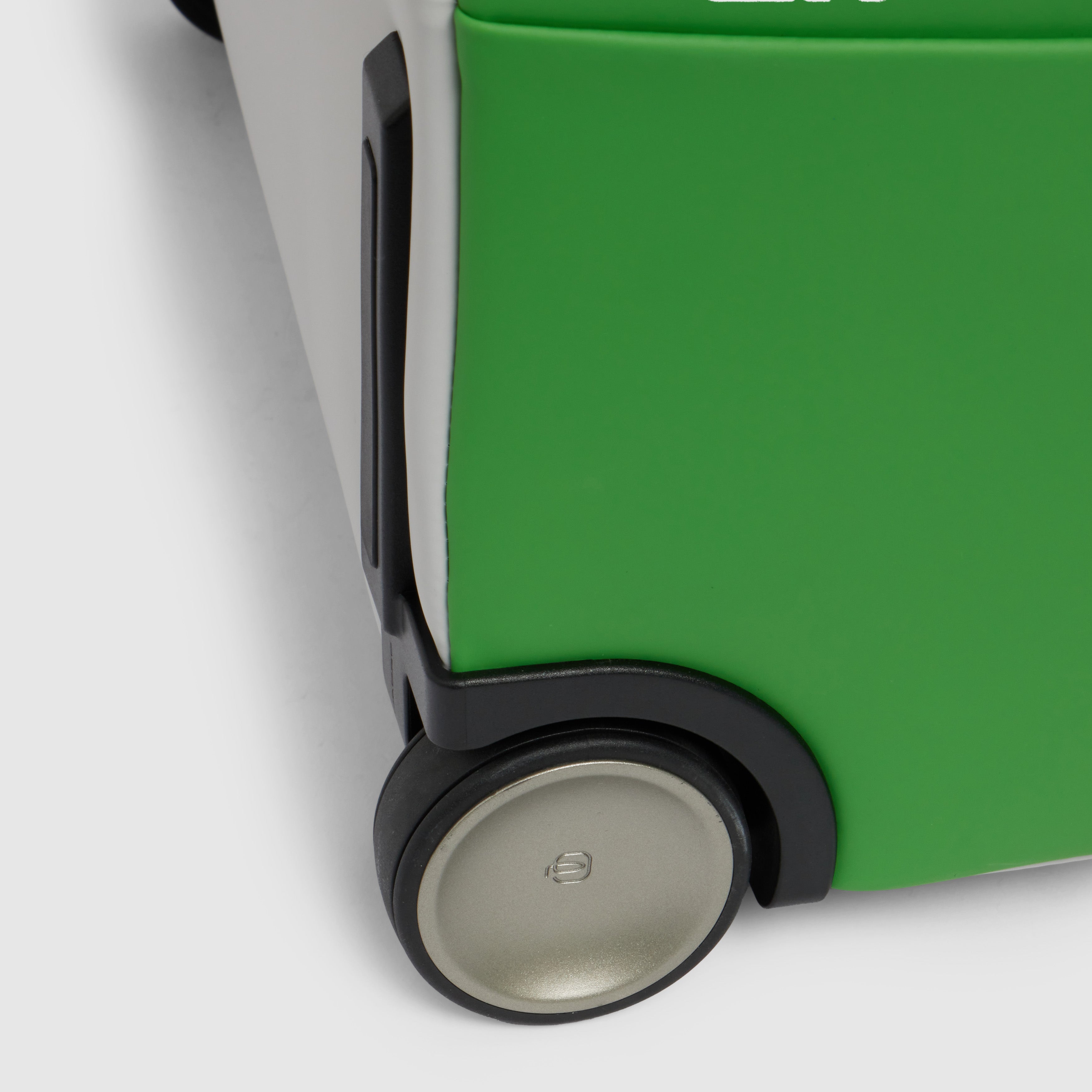 Duffle bag with wheels "Piquadro x FISI"