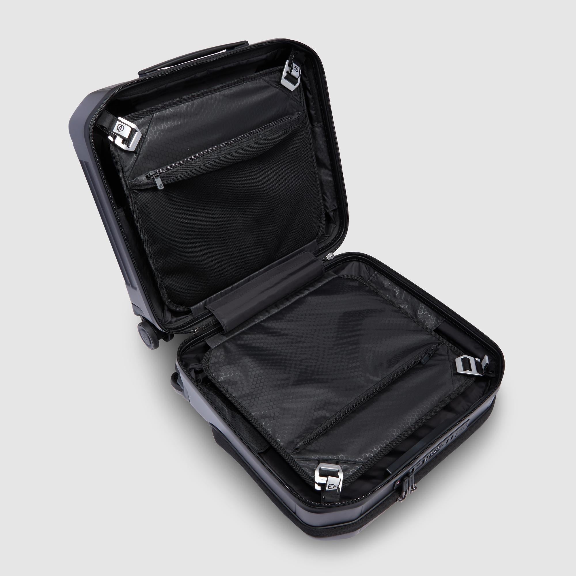 Pilot case 15,6" - 8