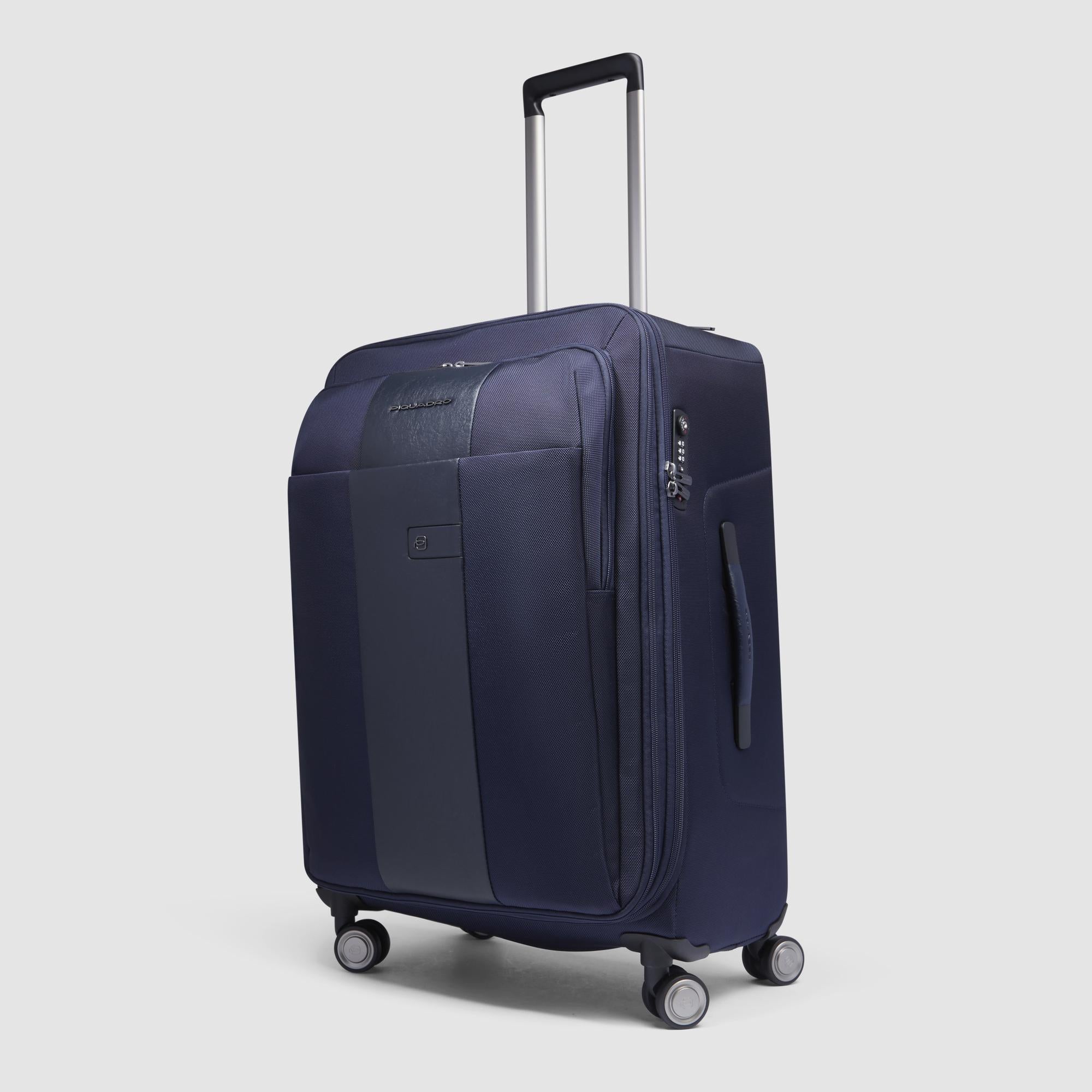 Medium size, expandable suitcase 4 wheels