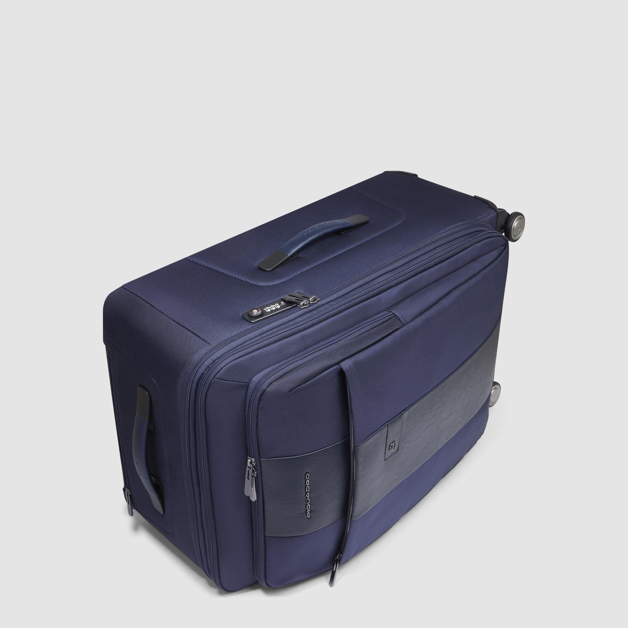 Medium size, expandable suitcase 4 wheels
