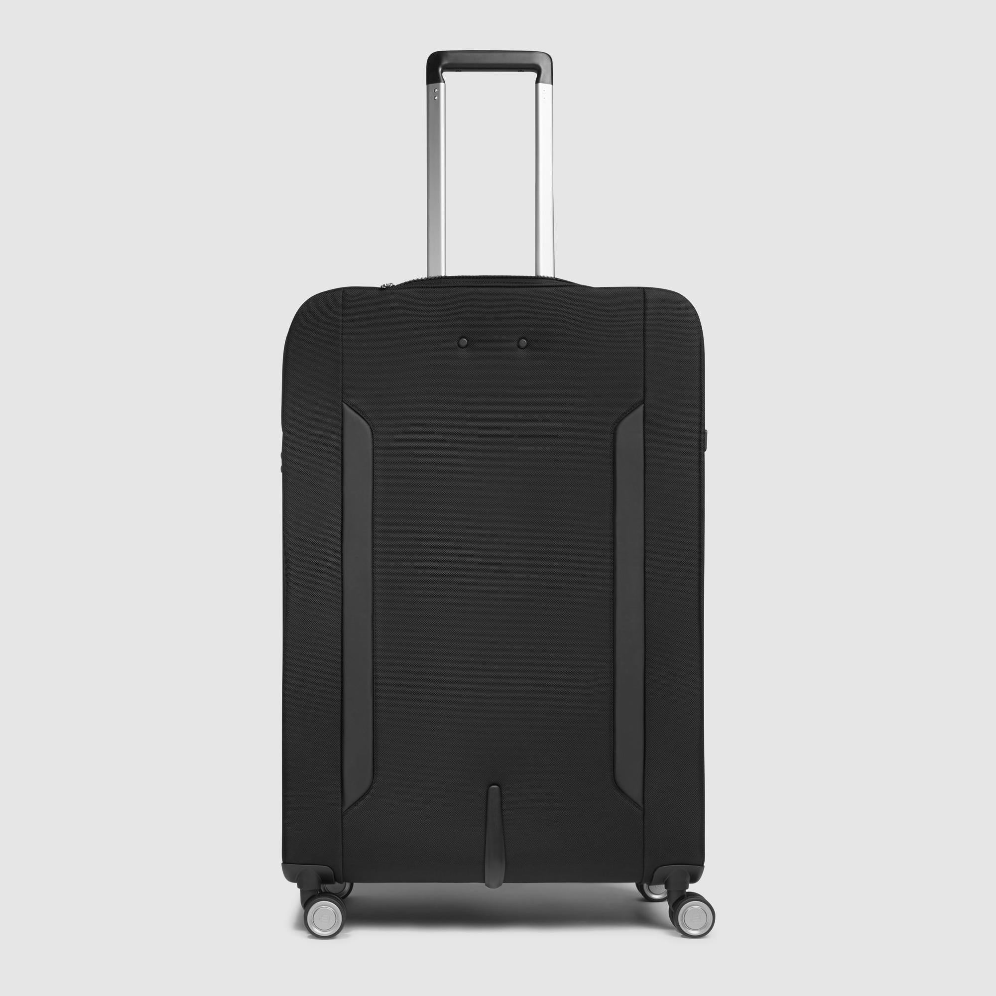 Expandable, large 4 wheel suitcase