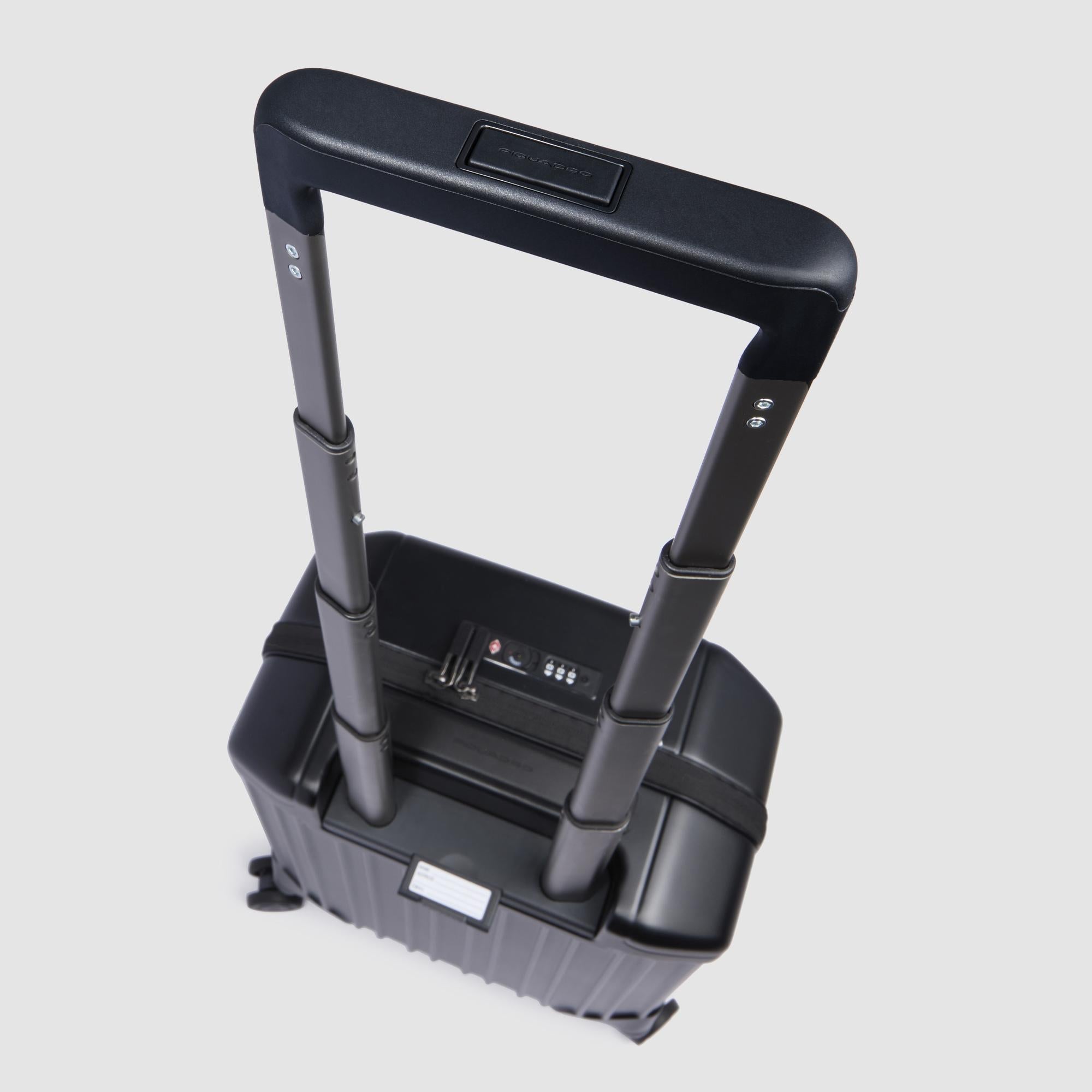 Underseater carry-on