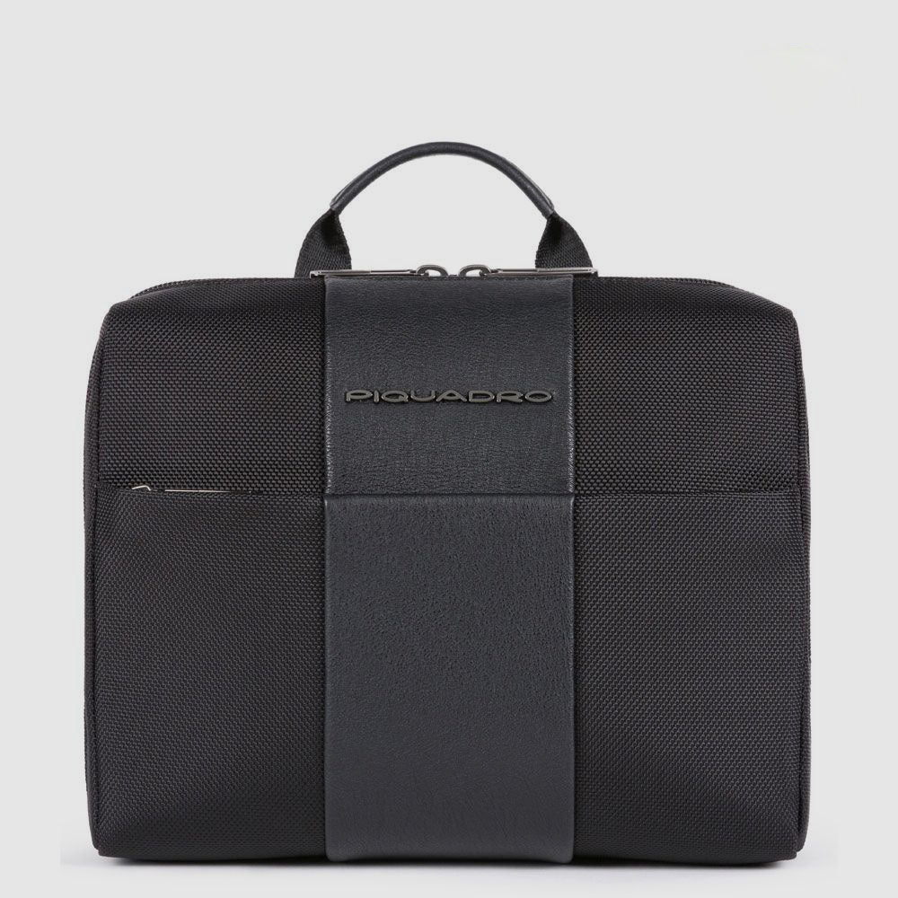 Hanging toiletry bag in recycled textile