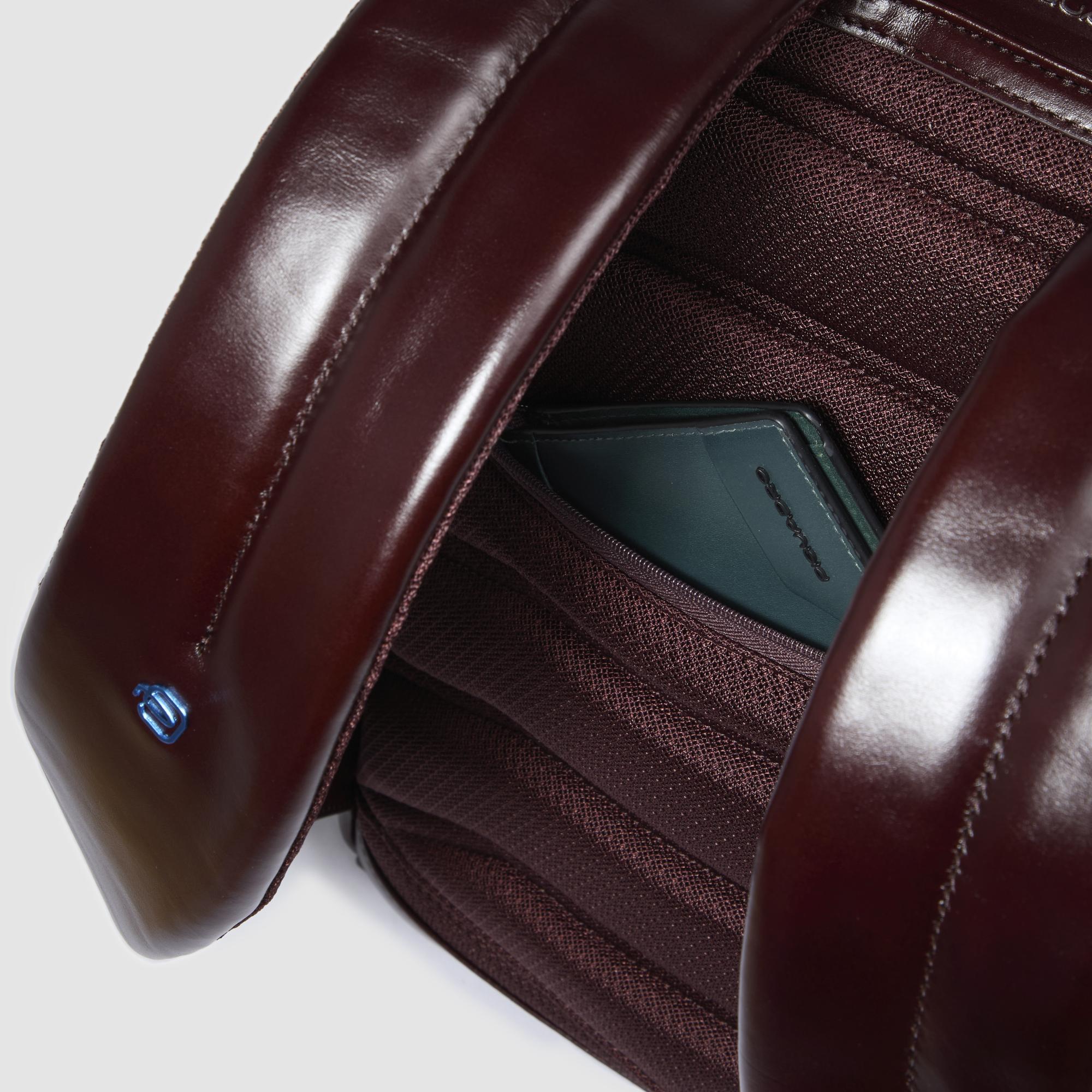 Small size, laptop backpack 14"