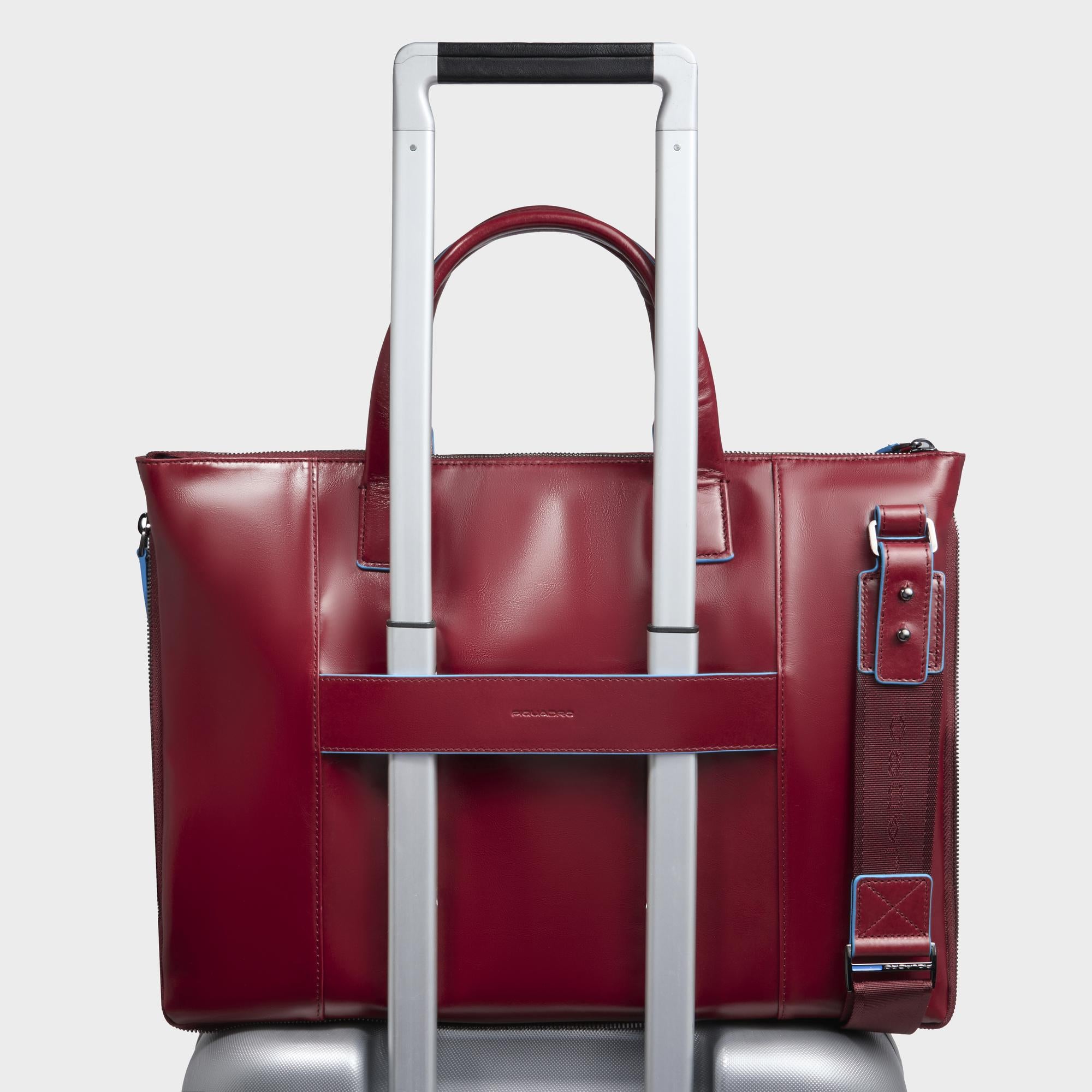 Expandable, slim laptop bag 15,6" - 3