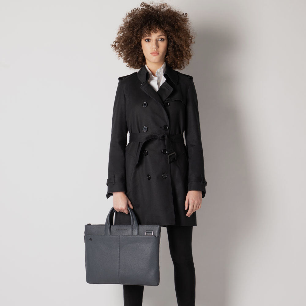 Expandable, slim laptop bag 15,6"