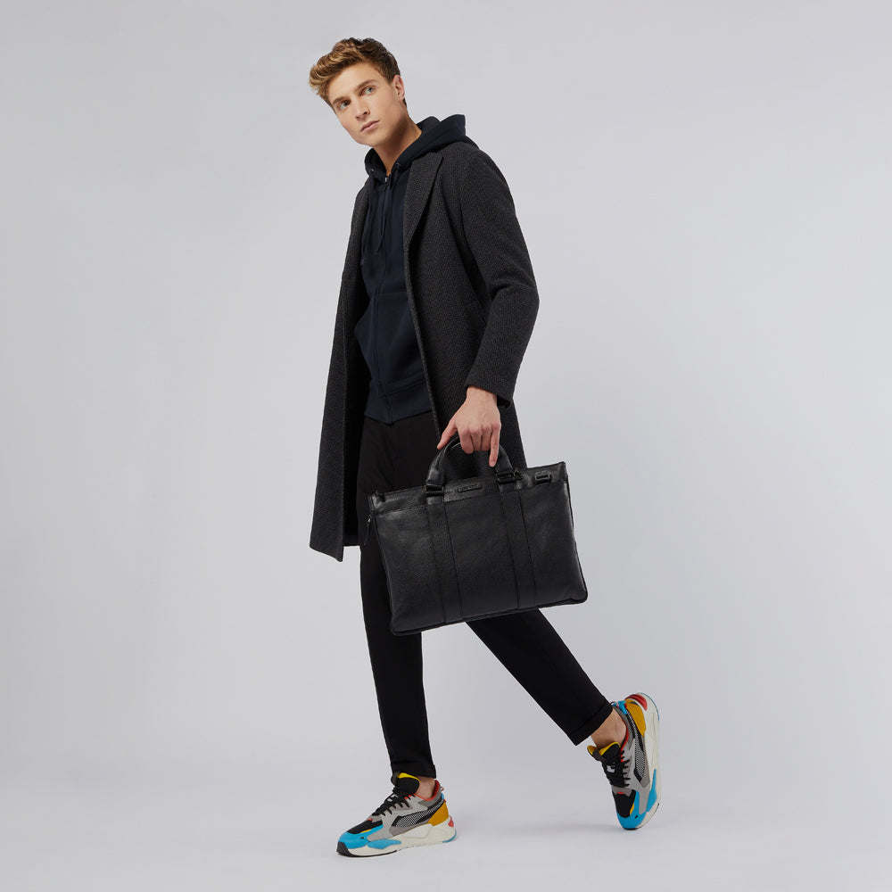 Expandable, slim laptop bag 15,6" - 4