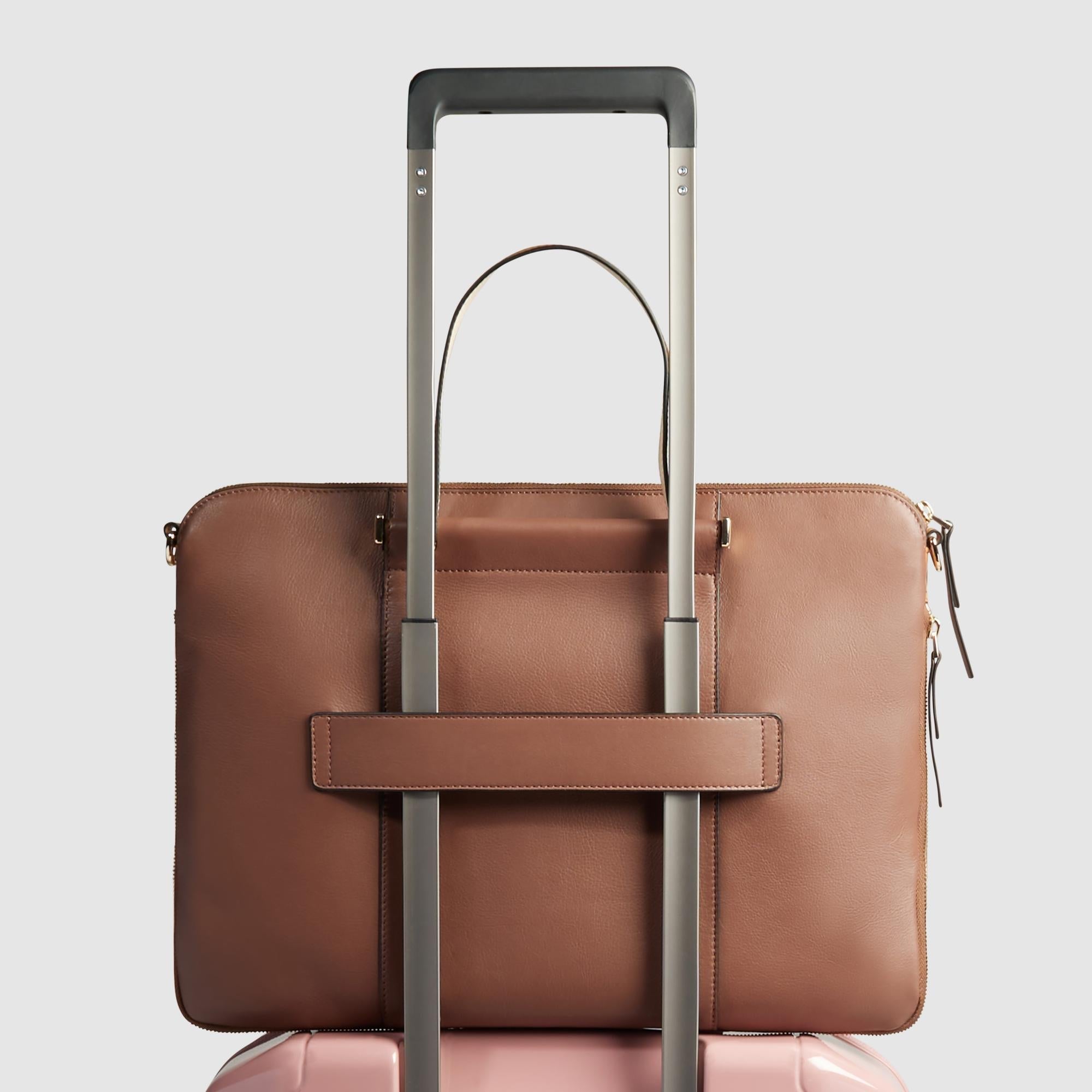 Slim, women's laptop bag 15,6"