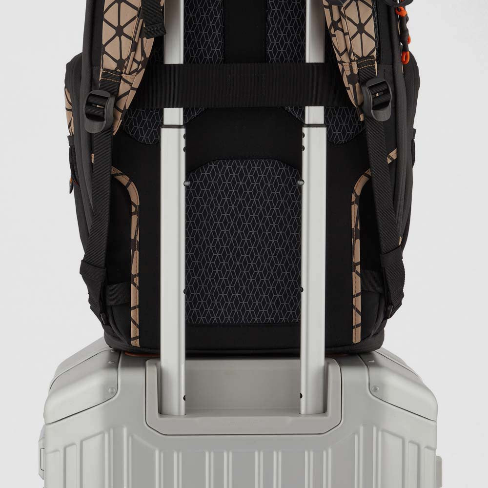 Ski mountaineering and trekking backpack