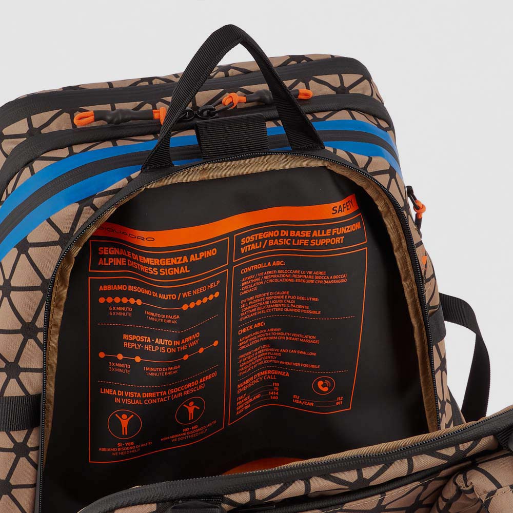 Ski mountaineering and trekking backpack