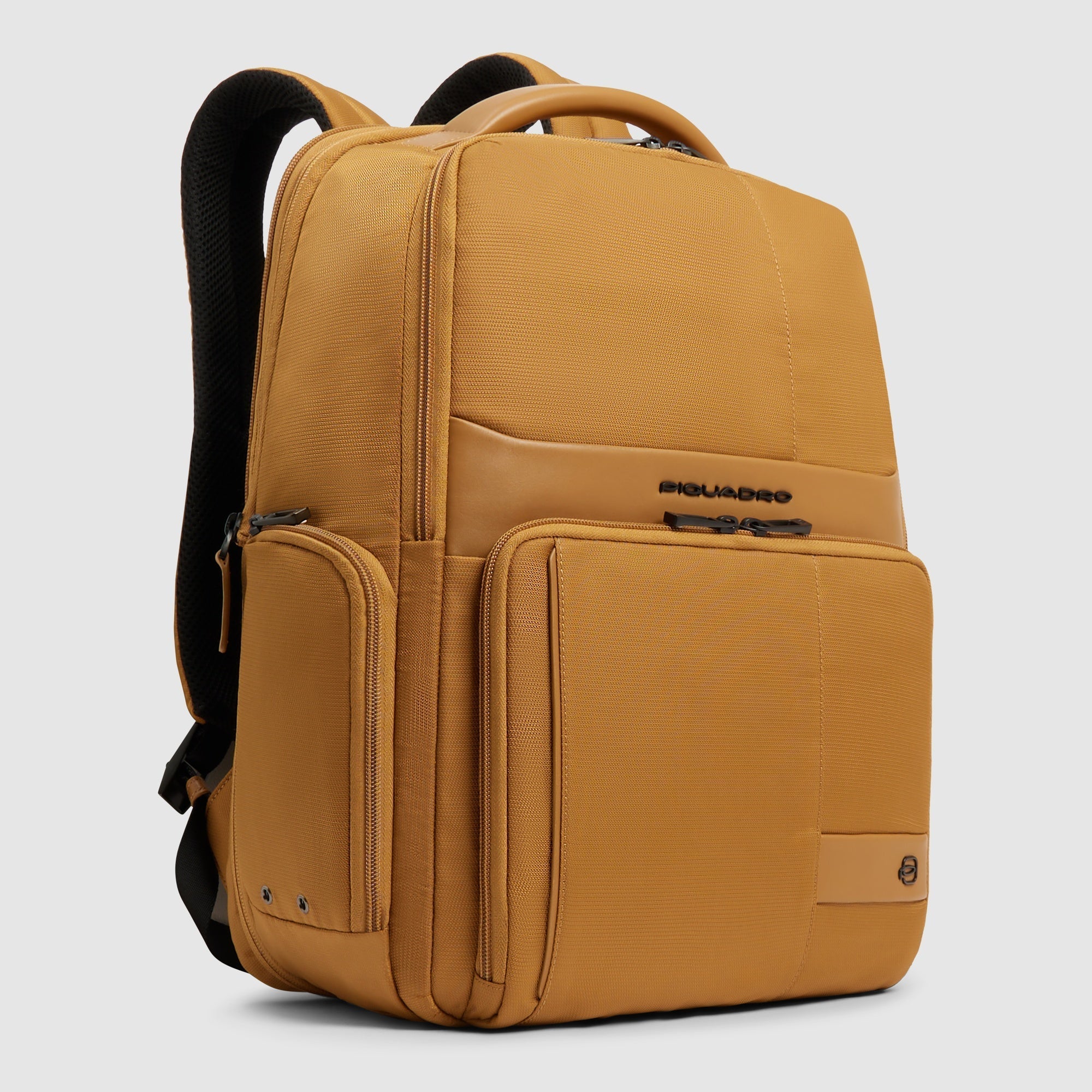 Expandable laptop backpack 15,6"