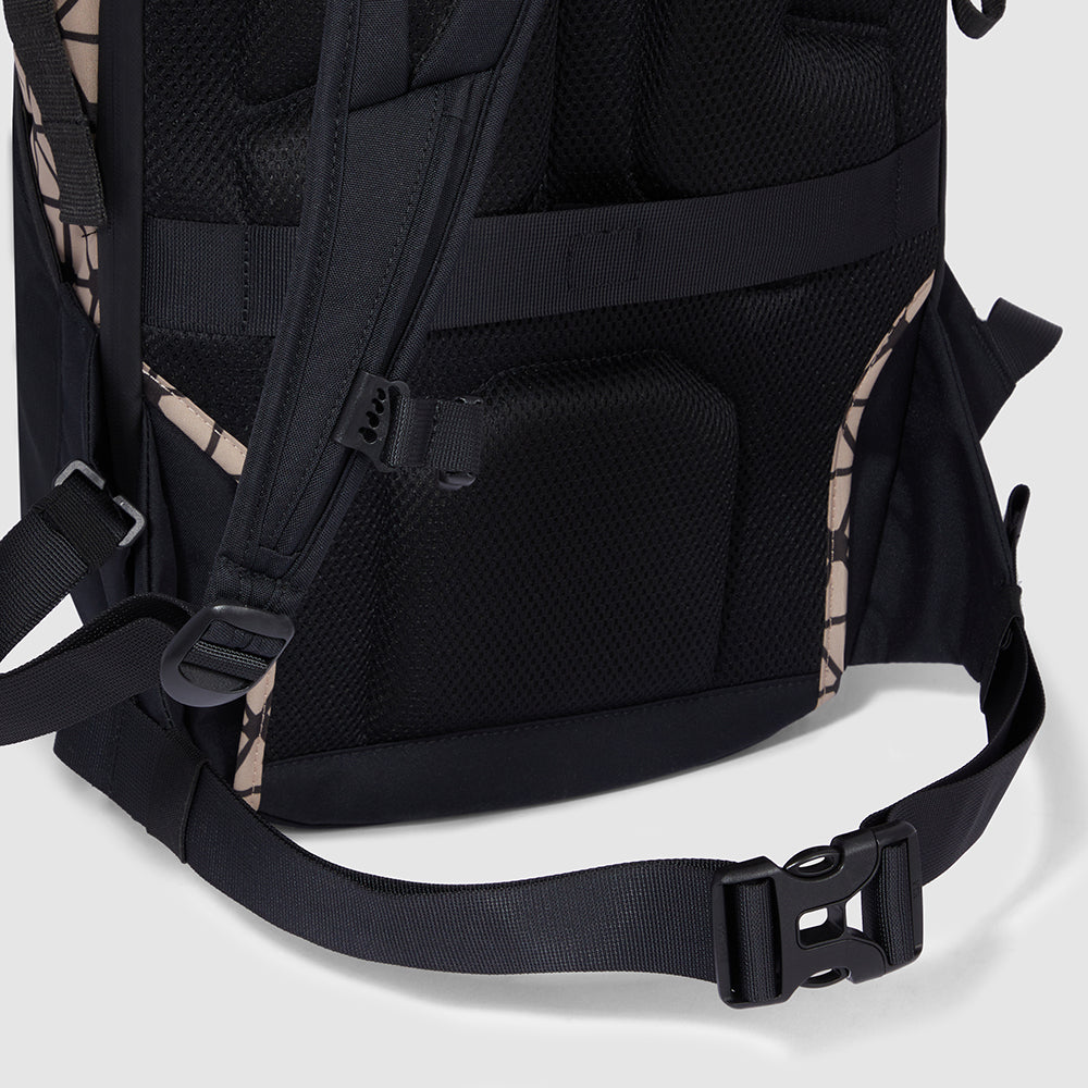Roll-top Snowboard Backpack