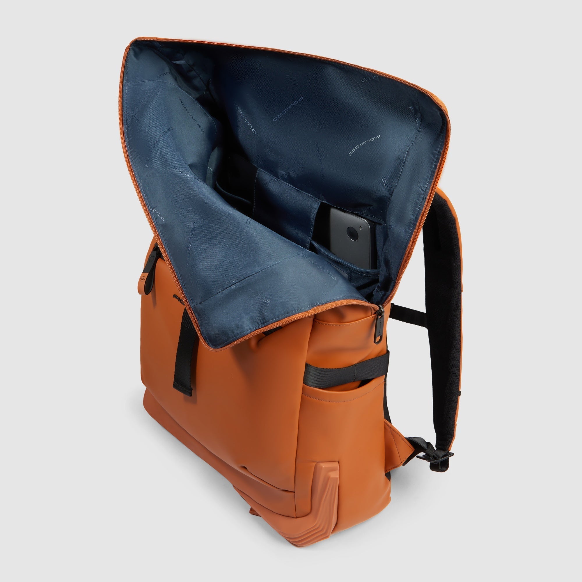 Water resistant roll top backpack for laptop 15,6
