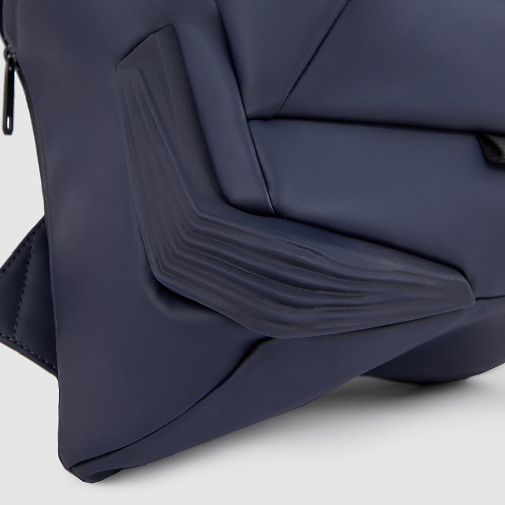 Water resistant roll top backpack for laptop 15,6 - 14