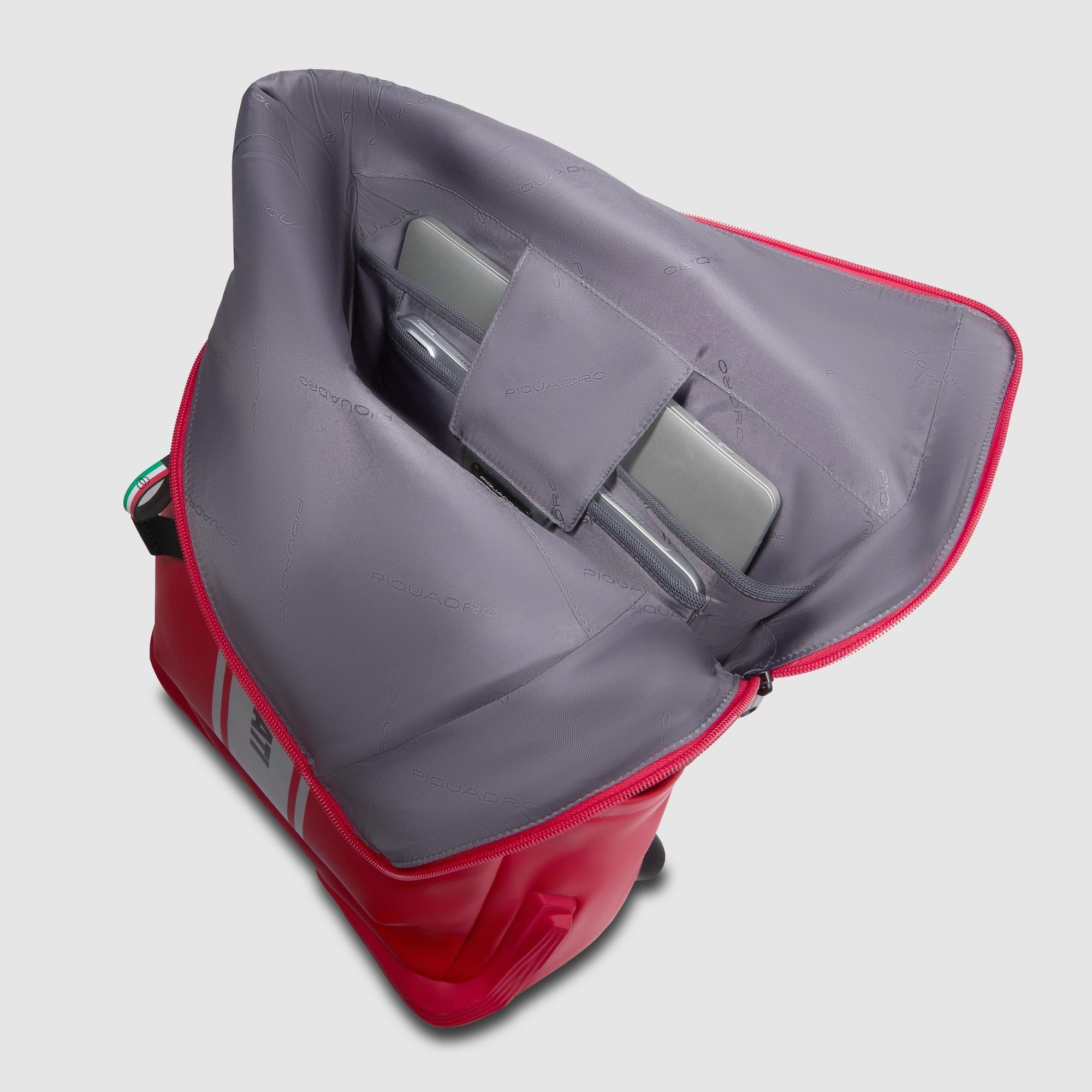 Commute backpack backpack "Piquadro x Ducati"