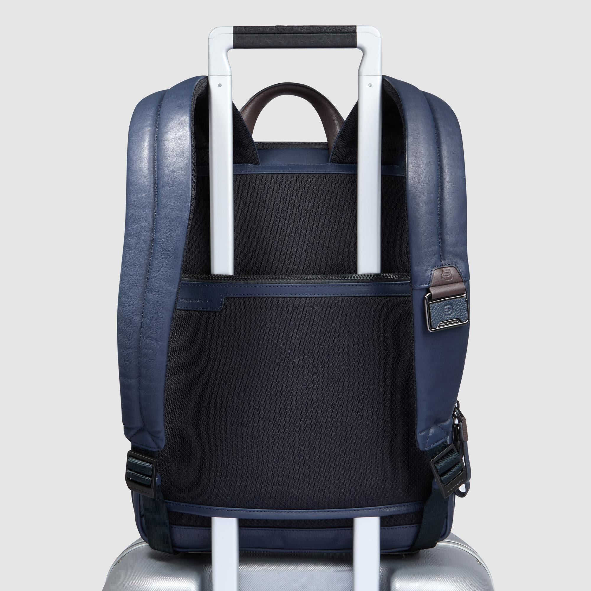 Expandable, slim laptop backpack 14"