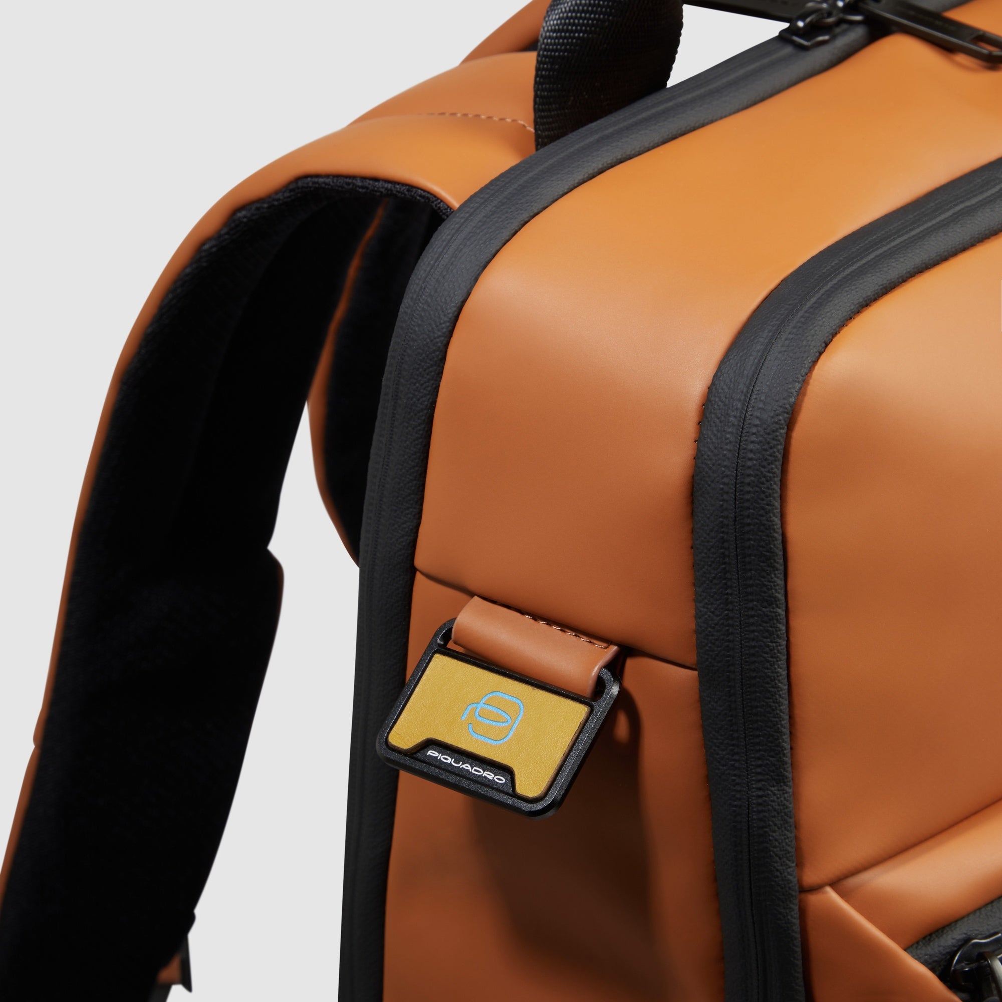 Water resistant computer 15,6" backpack