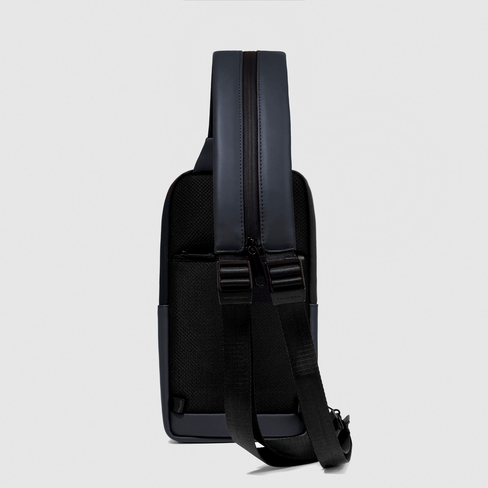 Zaino monospalla uomo resistente all' acqua - 3