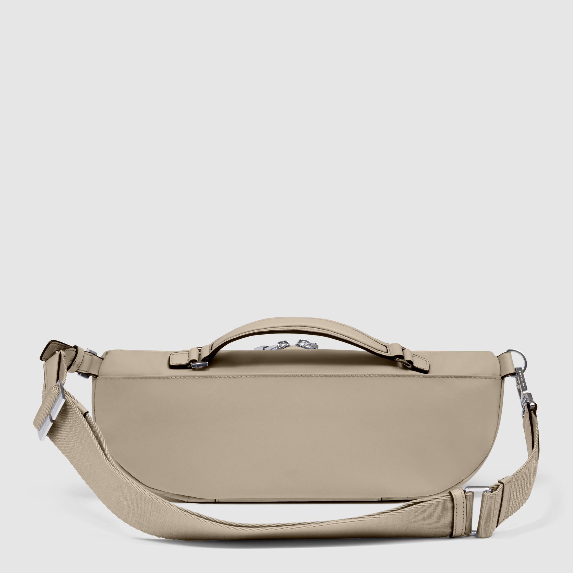 Women's bum bag in recycled fabric and leather