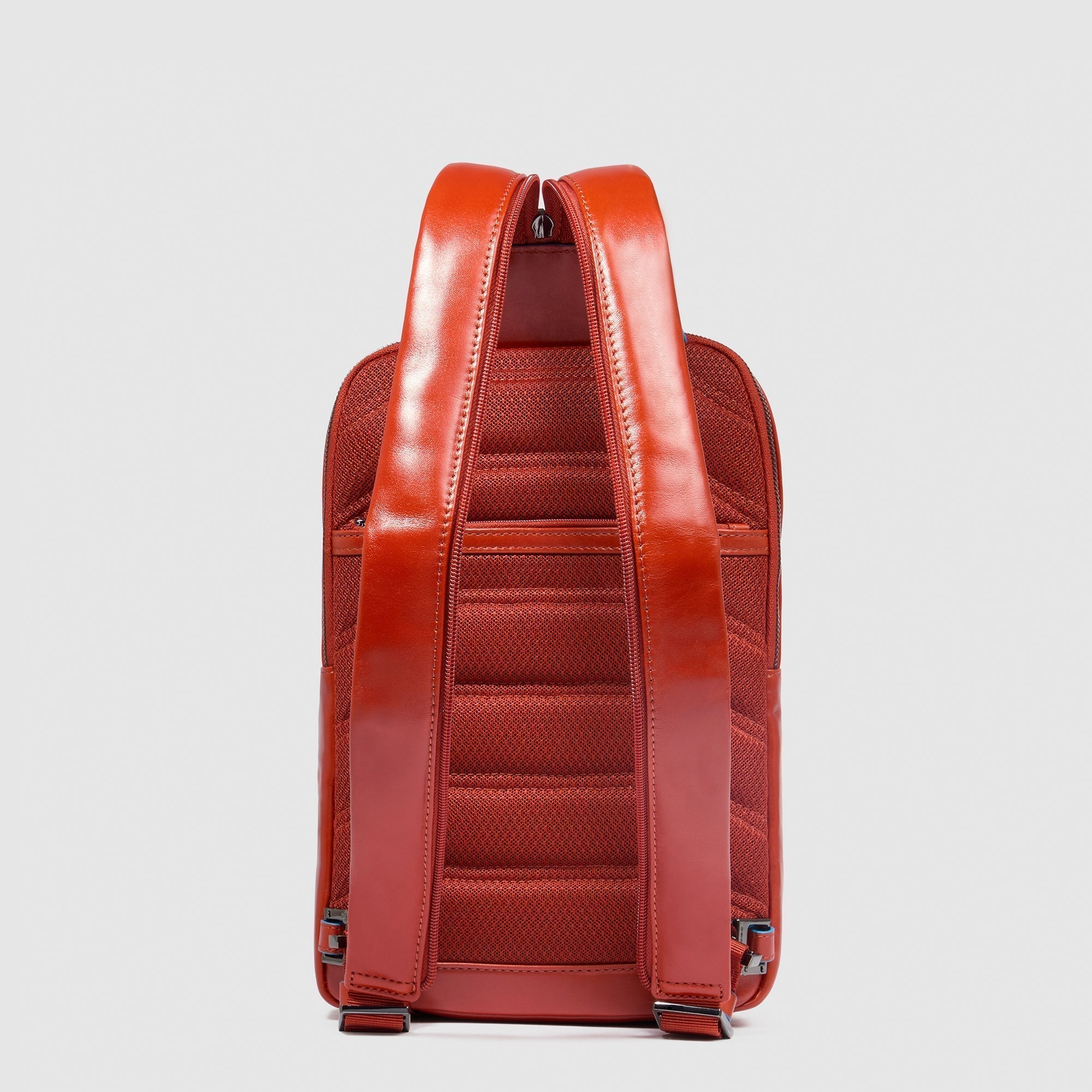 Sling bag im iPad®-Format mit Rucksack-Option