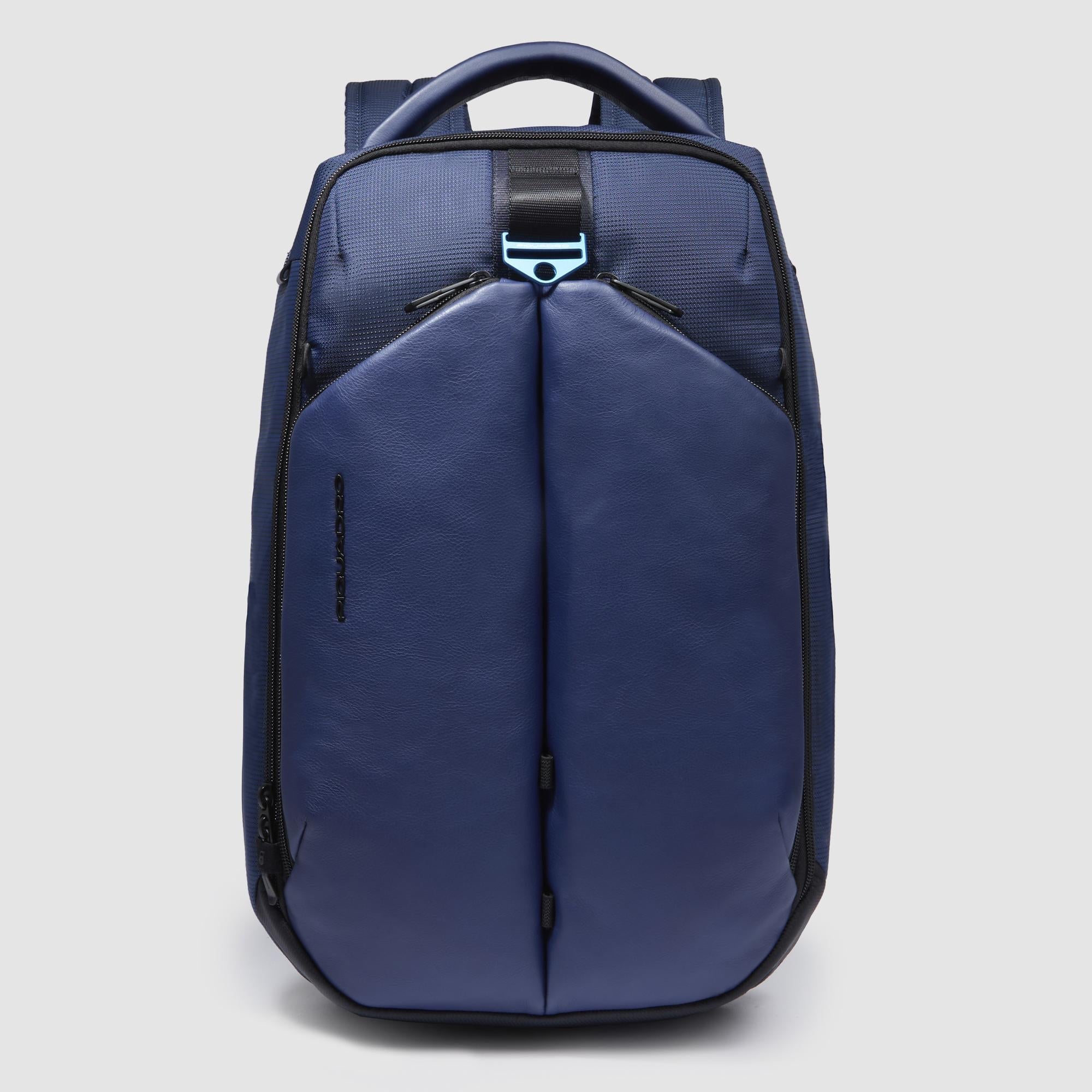 Travel backpack for laptop 15,6" - 1