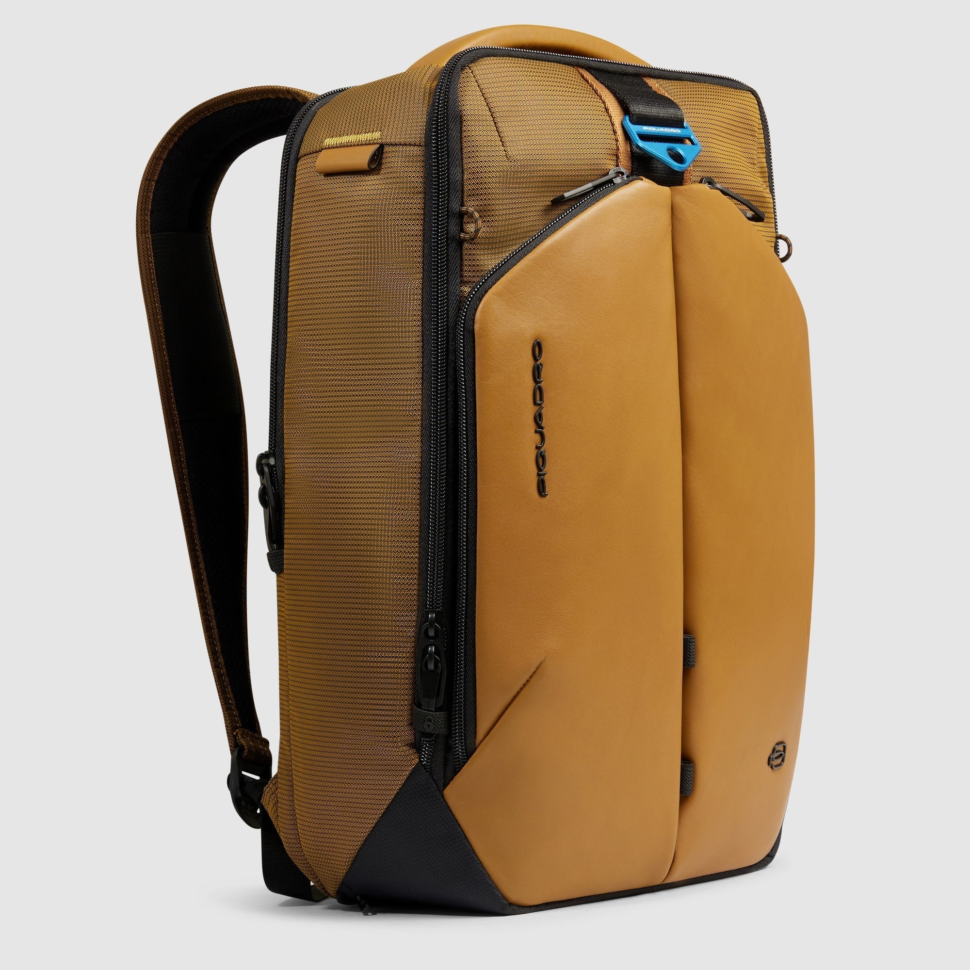 Travel backpack for laptop 15,6" - 2