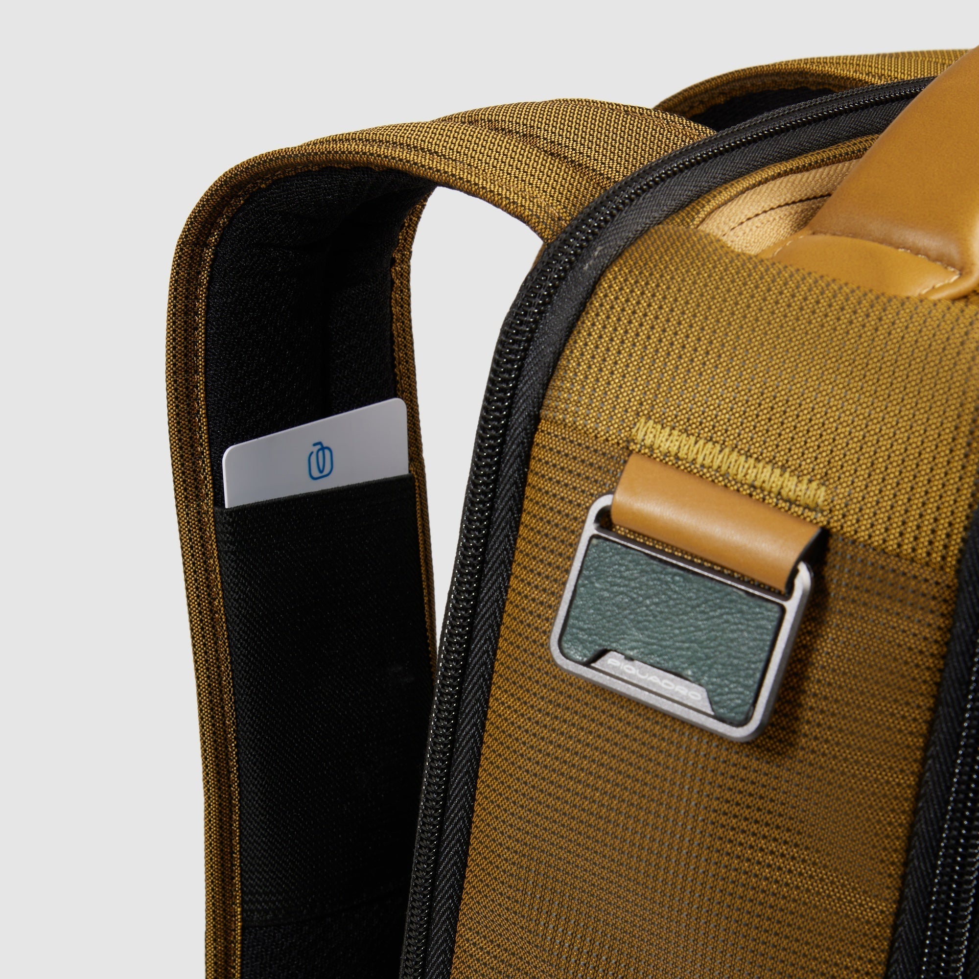 Travel backpack for laptop 15,6" - 8