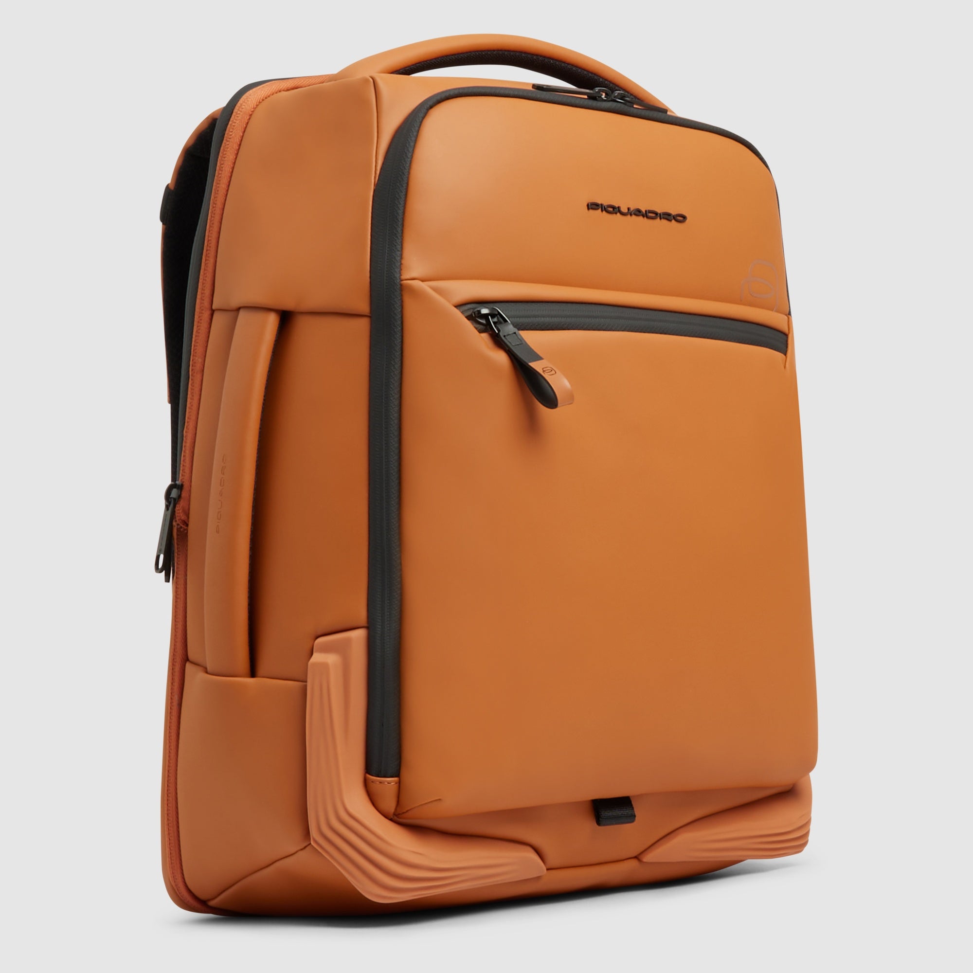 Water resistant travel laptop backpack 15,6" - 2